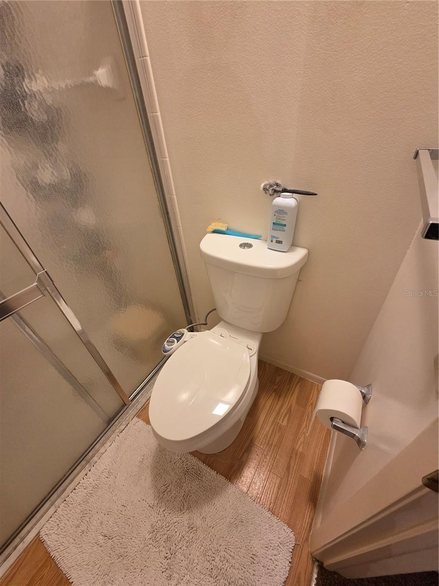 Image 28 of 41 For 3121 Beecher Drive E D