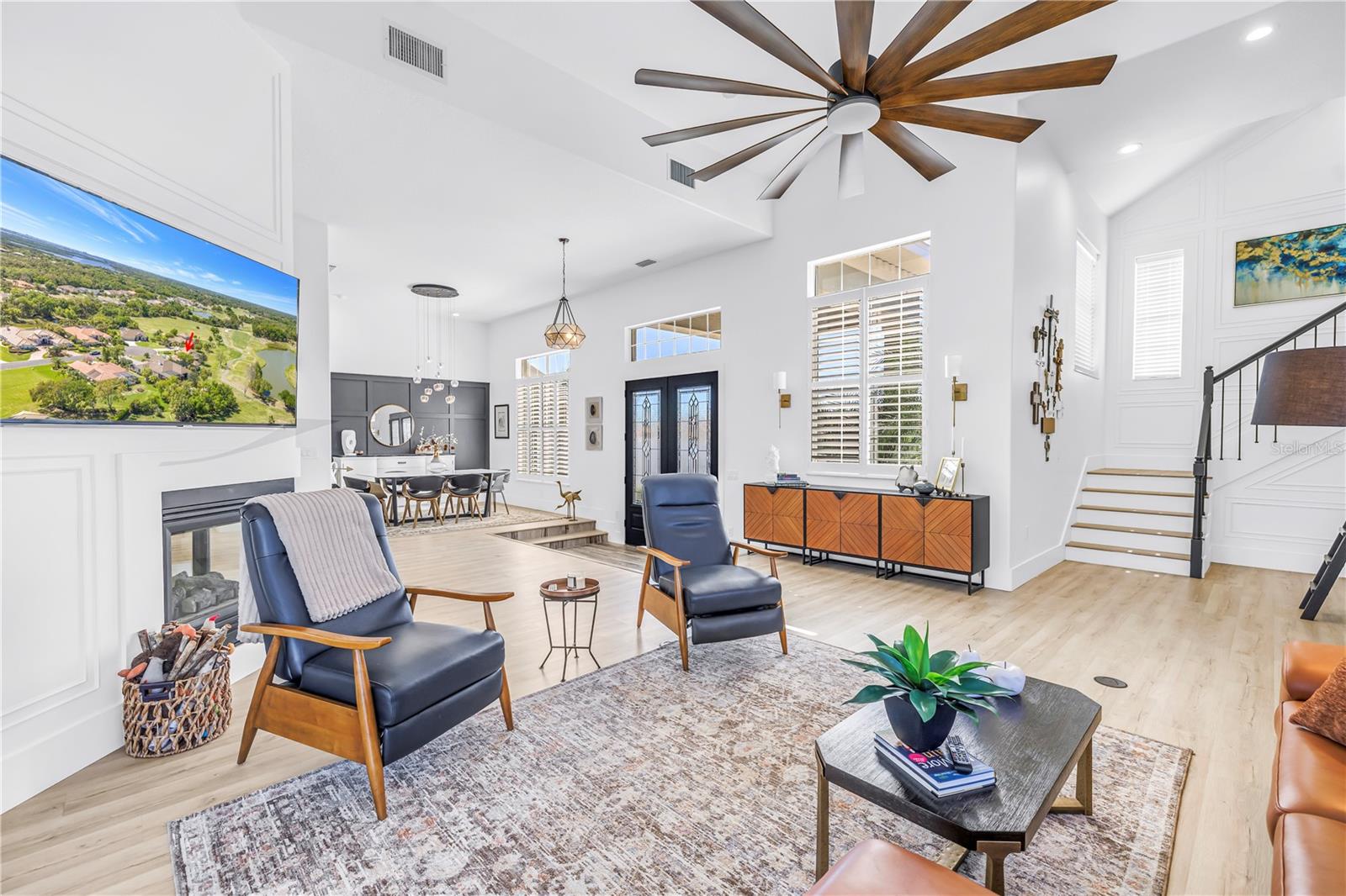 Image 13 of 78 For 11902 Woodland Terrace