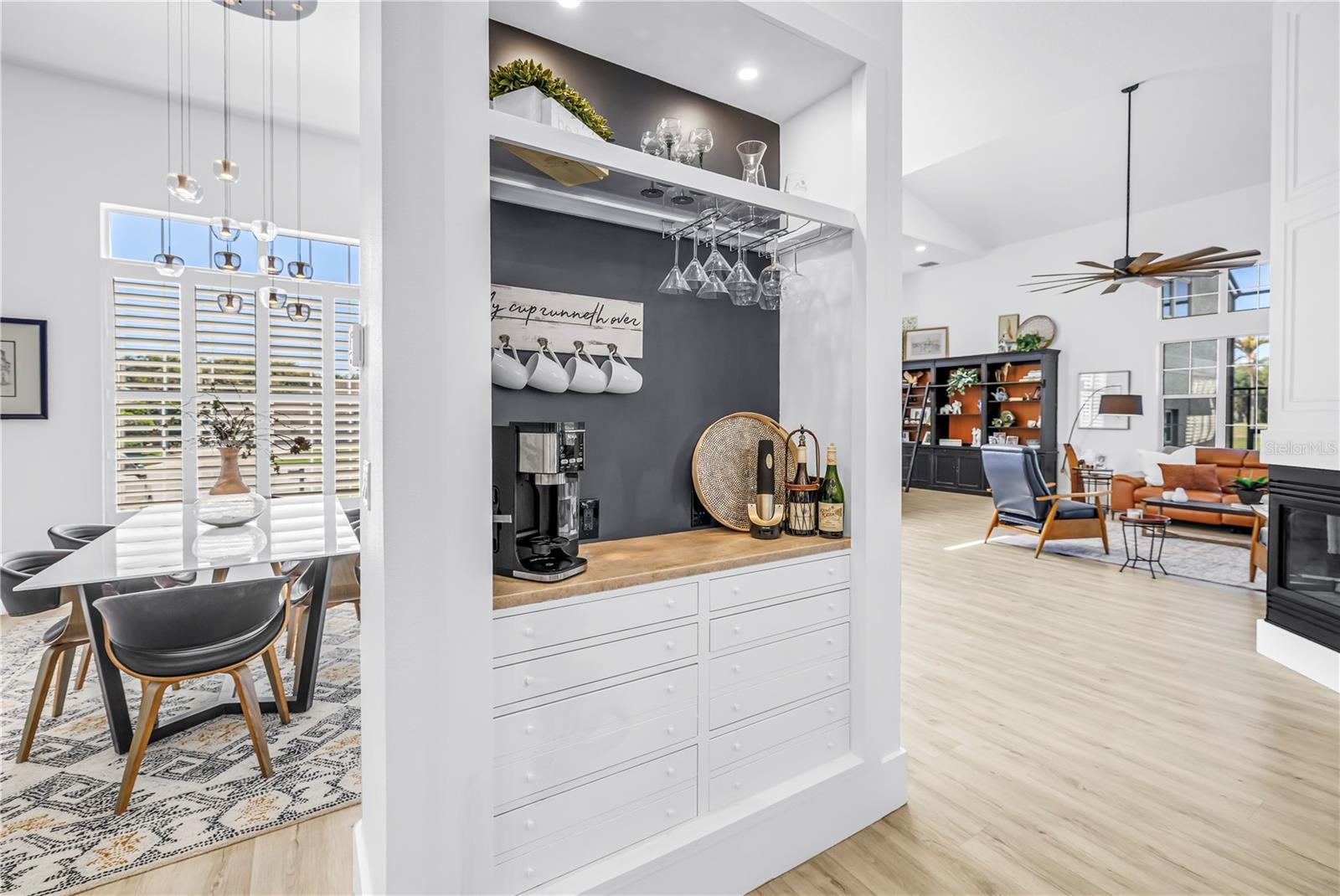 Image 26 of 78 For 11902 Woodland Terrace