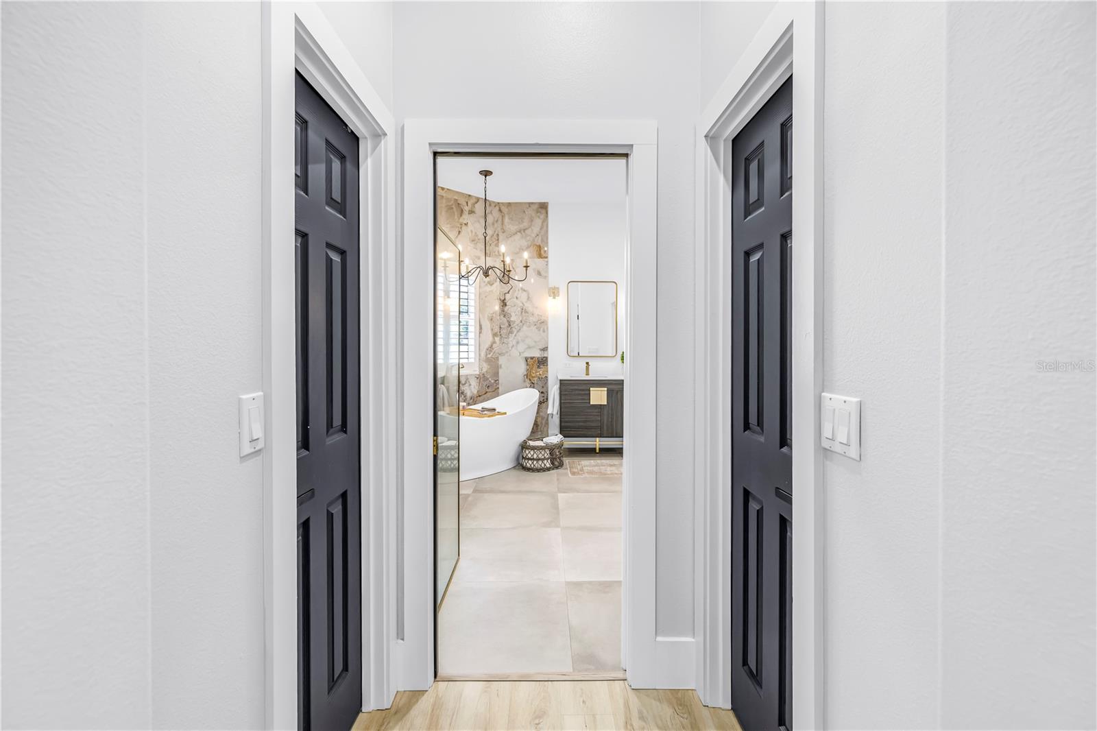 Image 36 of 78 For 11902 Woodland Terrace