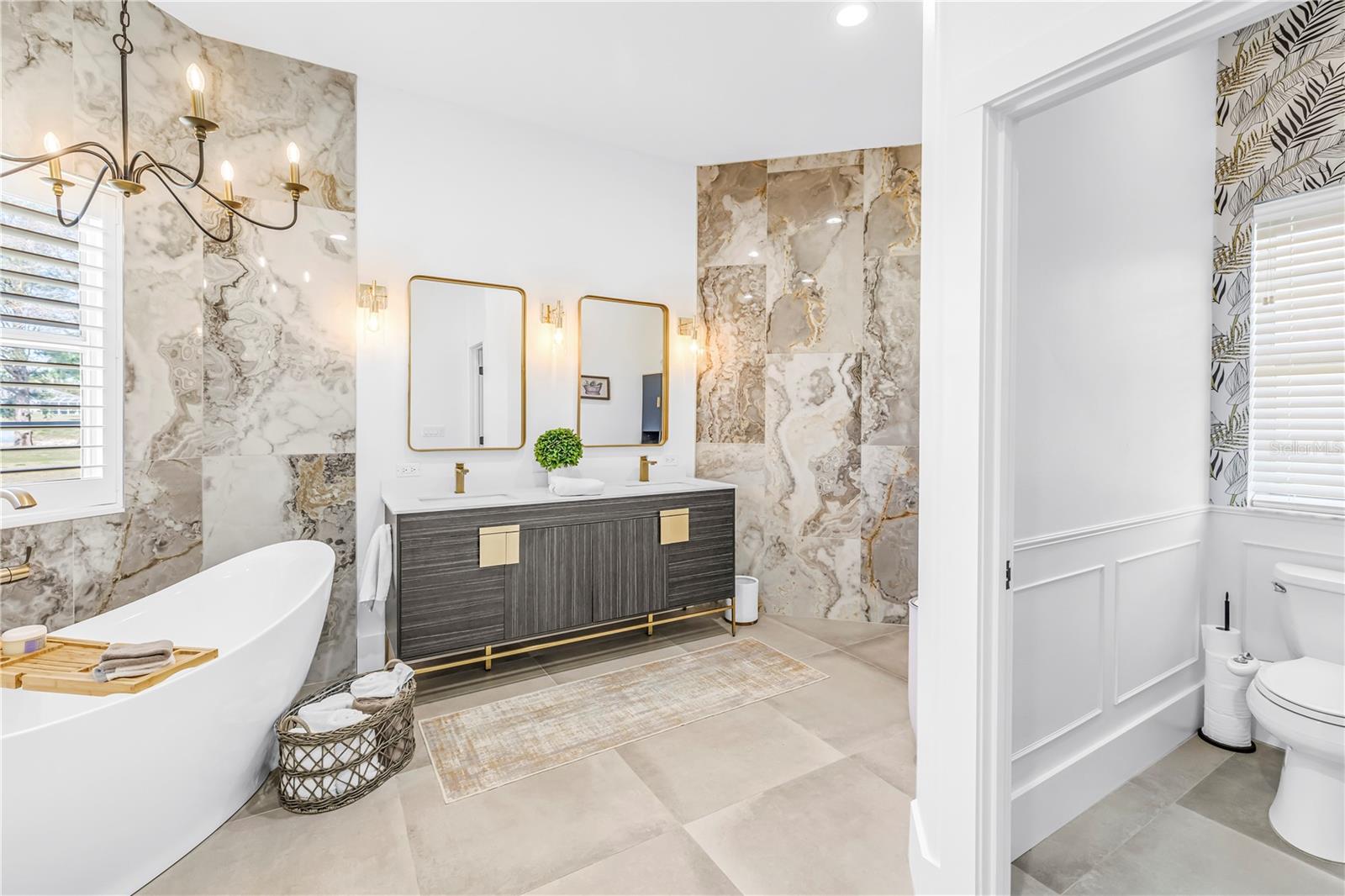 Image 37 of 78 For 11902 Woodland Terrace