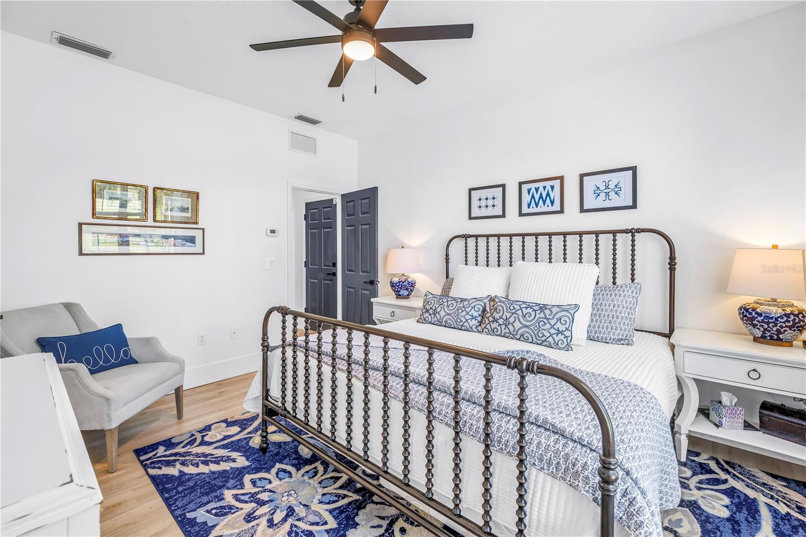 Image 43 of 78 For 11902 Woodland Terrace