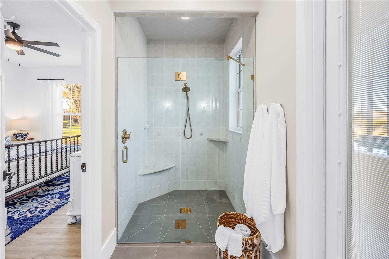 Image 47 of 78 For 11902 Woodland Terrace