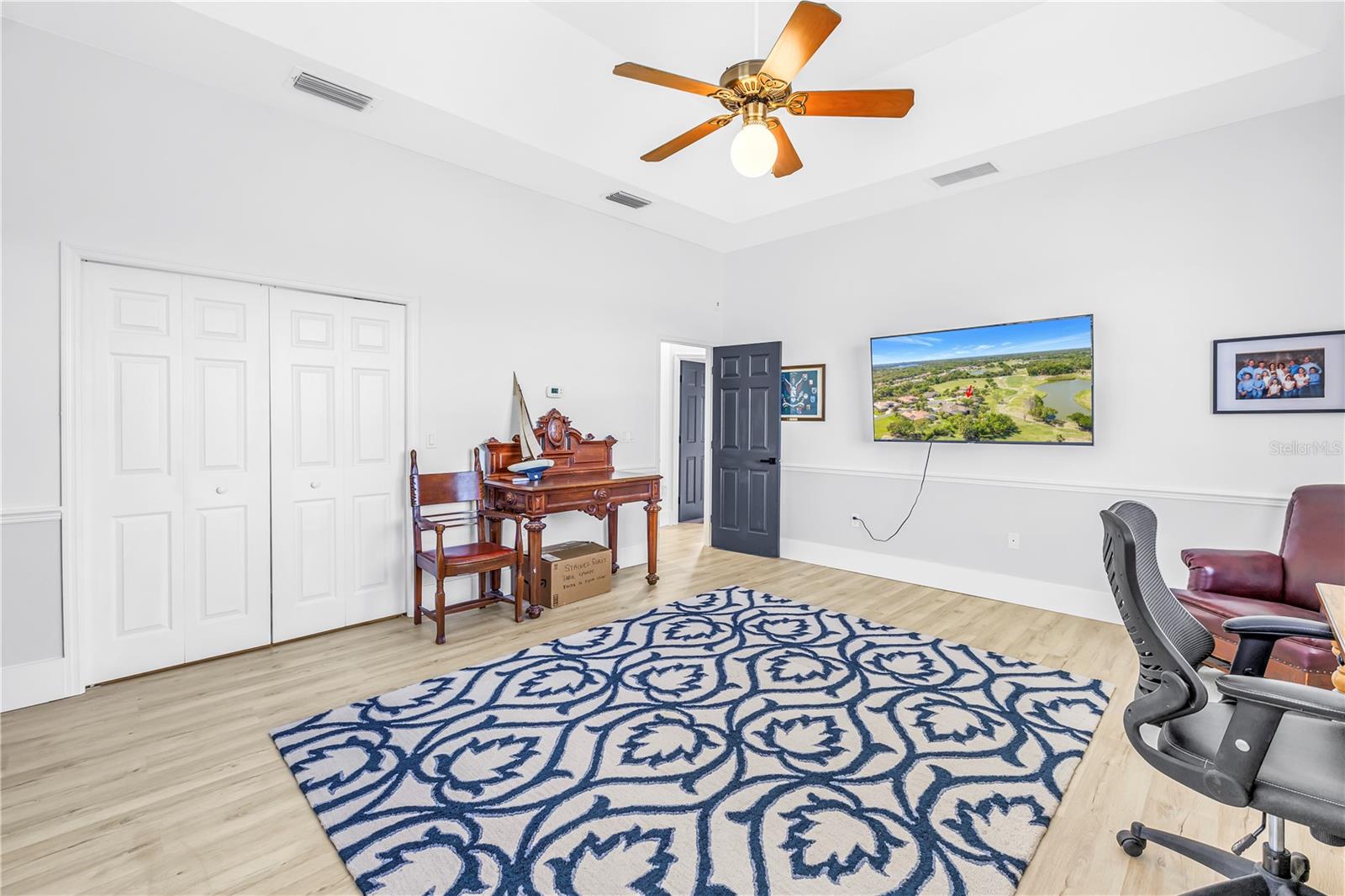 Image 50 of 78 For 11902 Woodland Terrace