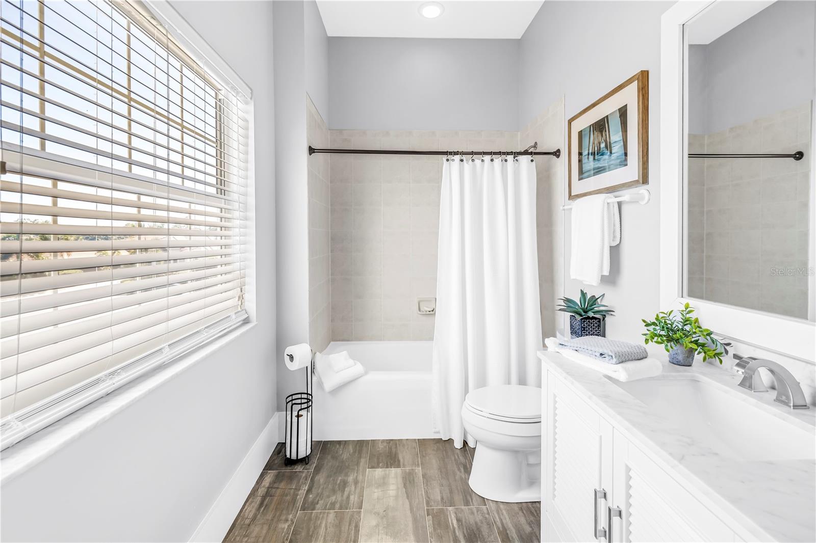 Image 51 of 78 For 11902 Woodland Terrace