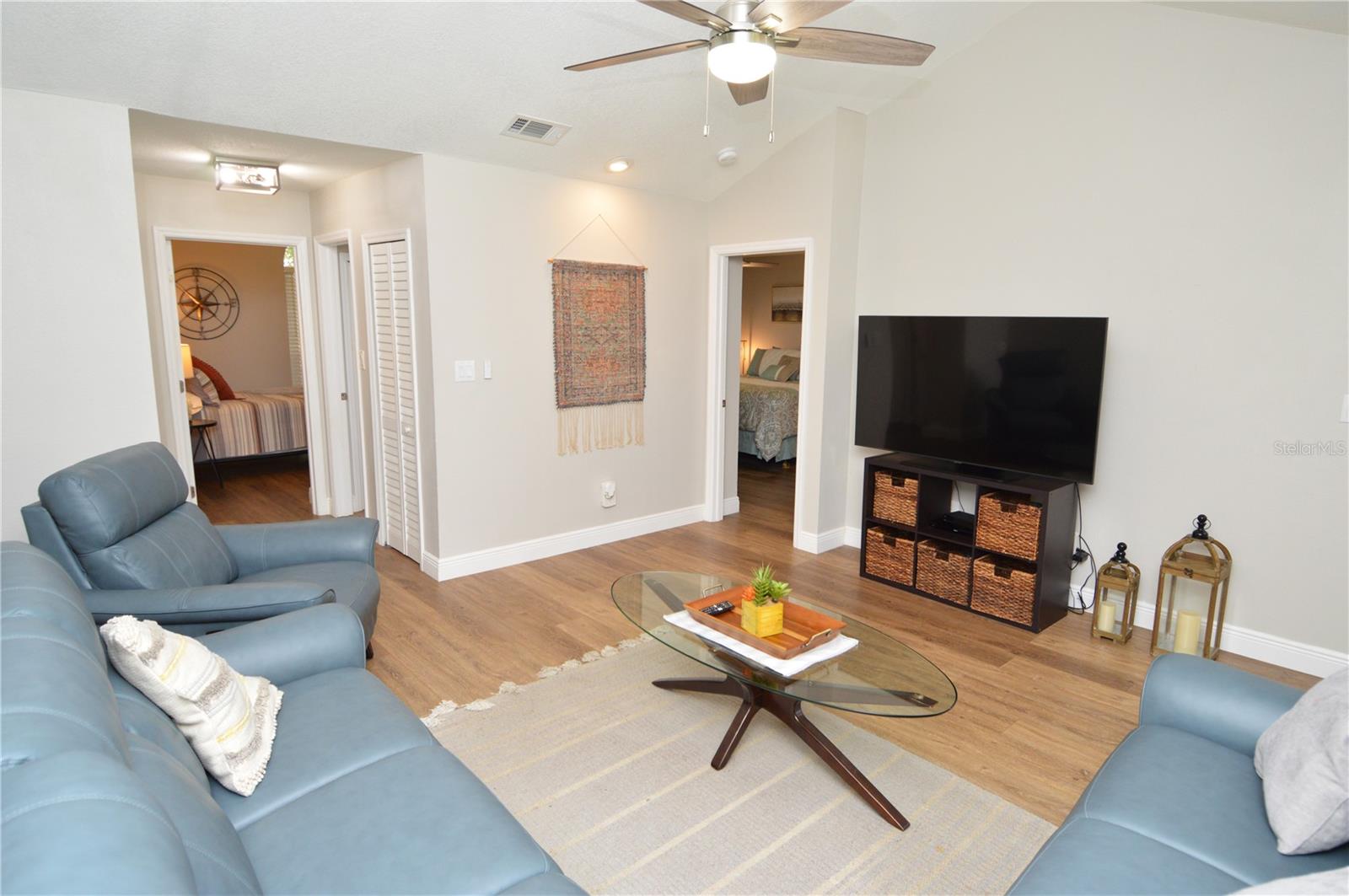 Image 23 of 100 For 8613 Mallard Reserve Drive 202