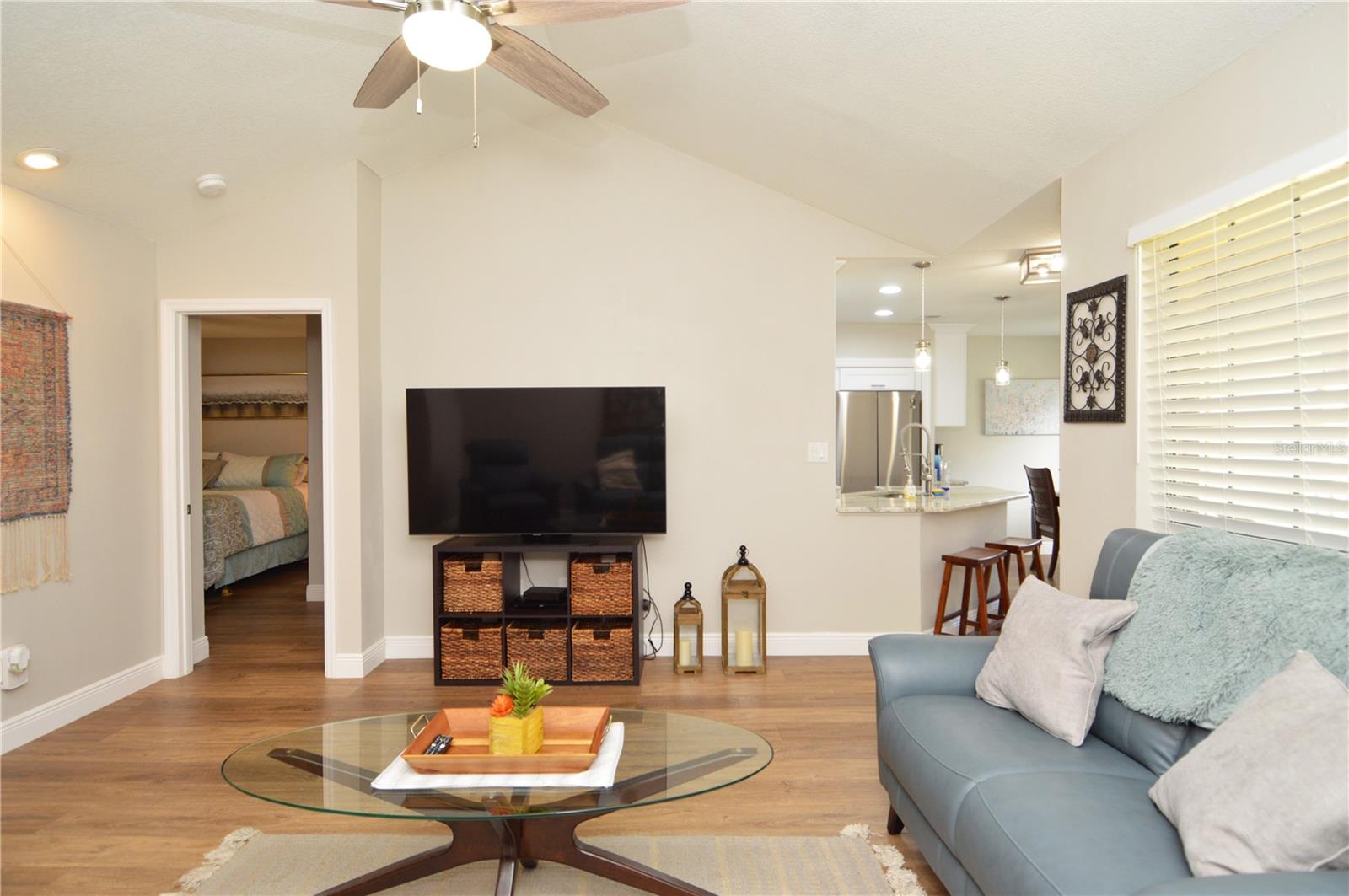 Image 24 of 100 For 8613 Mallard Reserve Drive 202