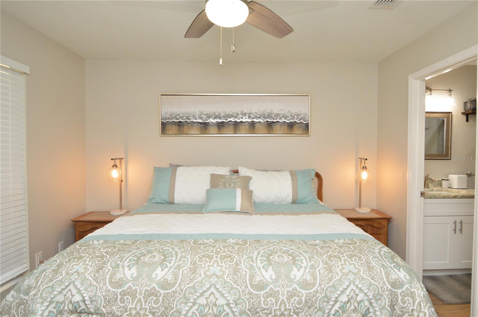 Image 28 of 100 For 8613 Mallard Reserve Drive 202