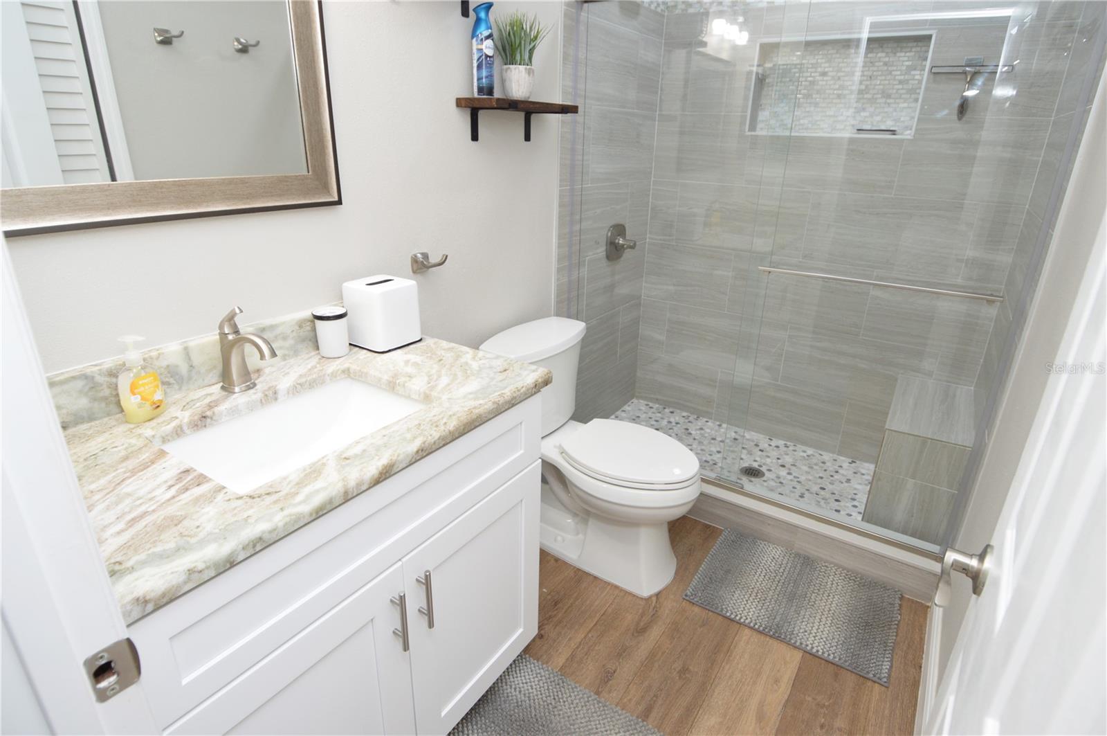 Image 30 of 100 For 8613 Mallard Reserve Drive 202