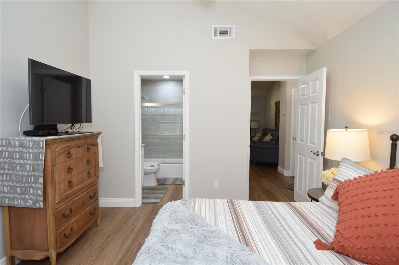 Image 48 of 100 For 8613 Mallard Reserve Drive 202