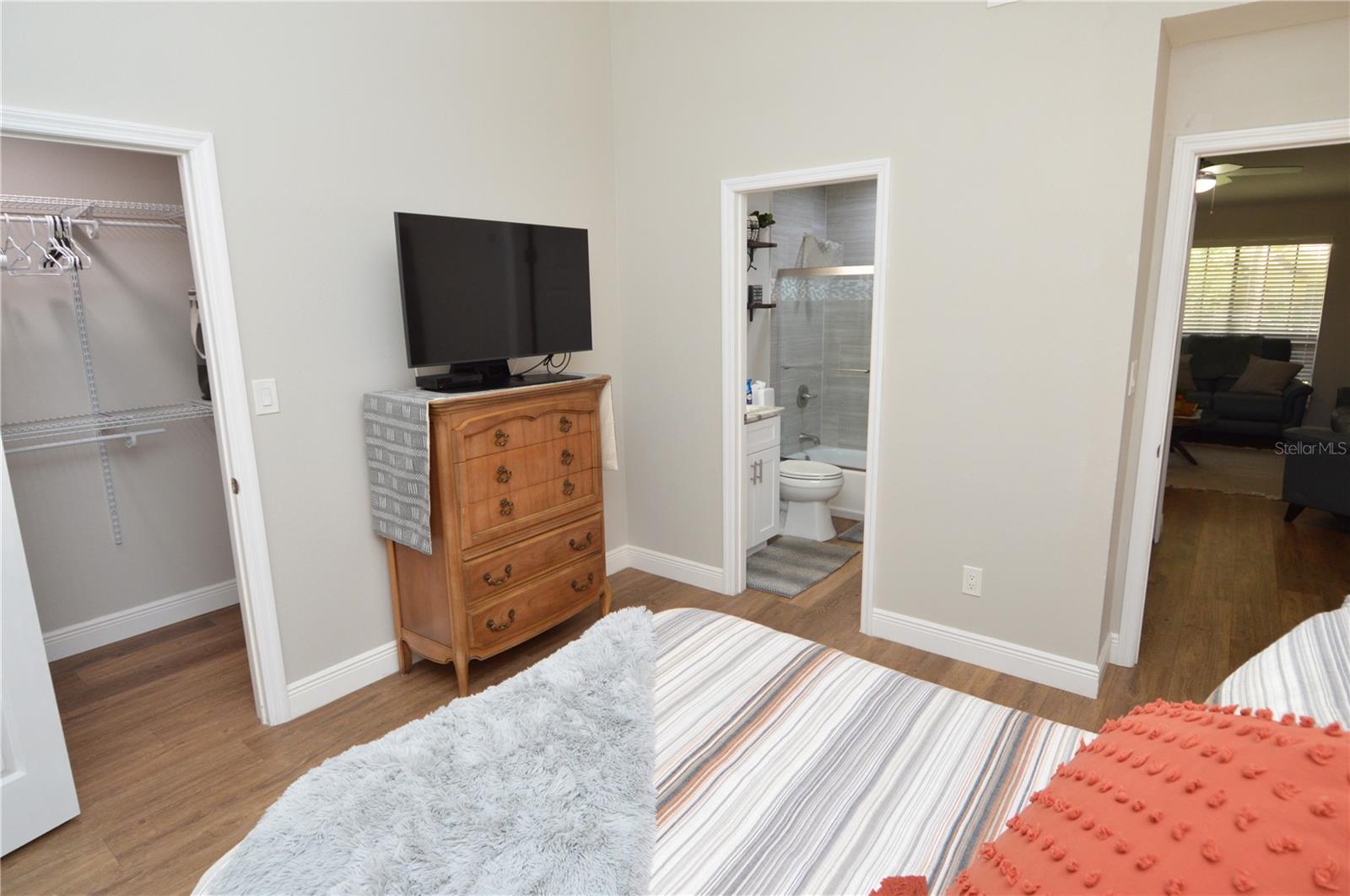 Image 49 of 100 For 8613 Mallard Reserve Drive 202