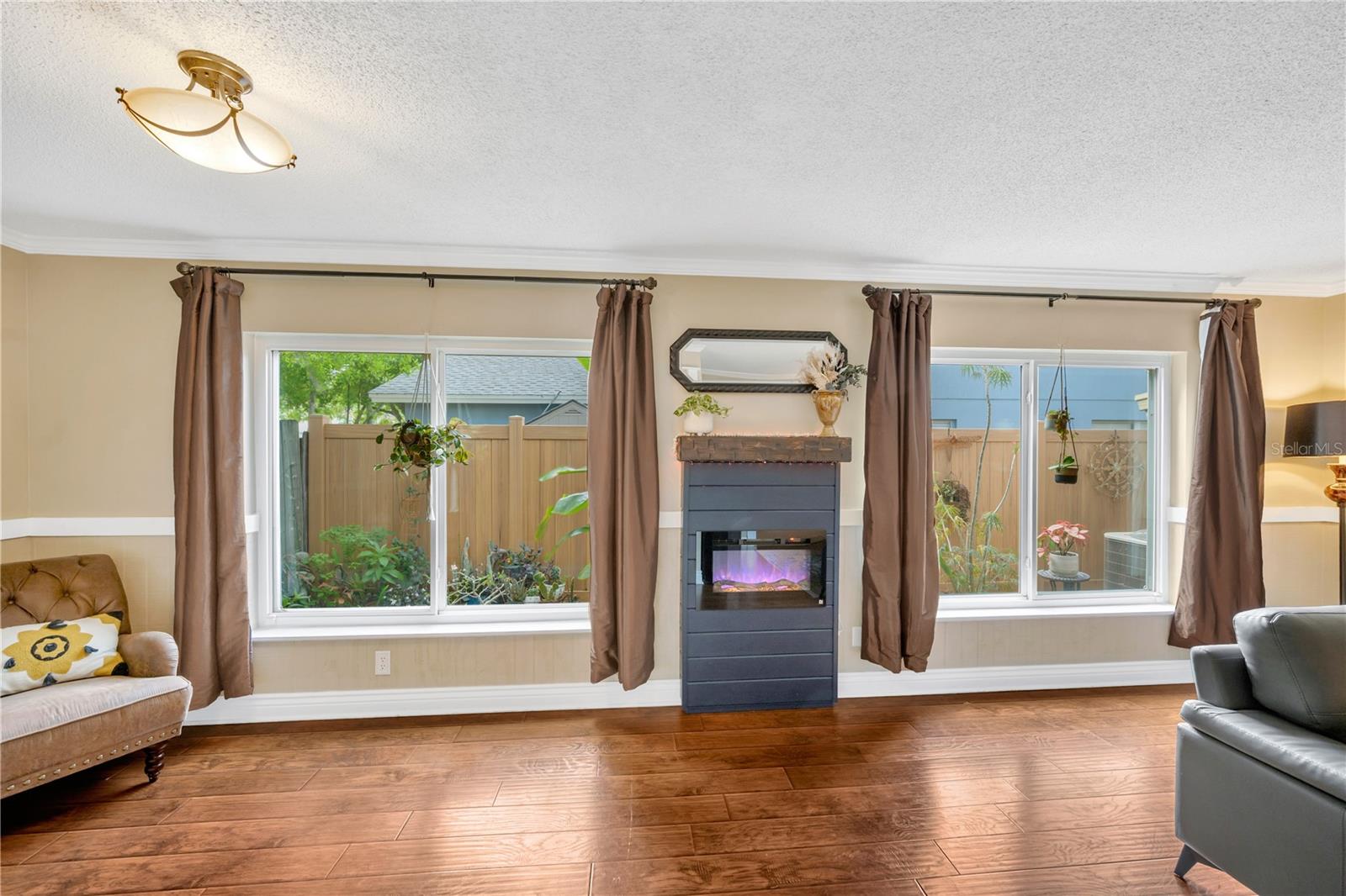 Image 10 of 62 For 13921 Cherry Dale Lane