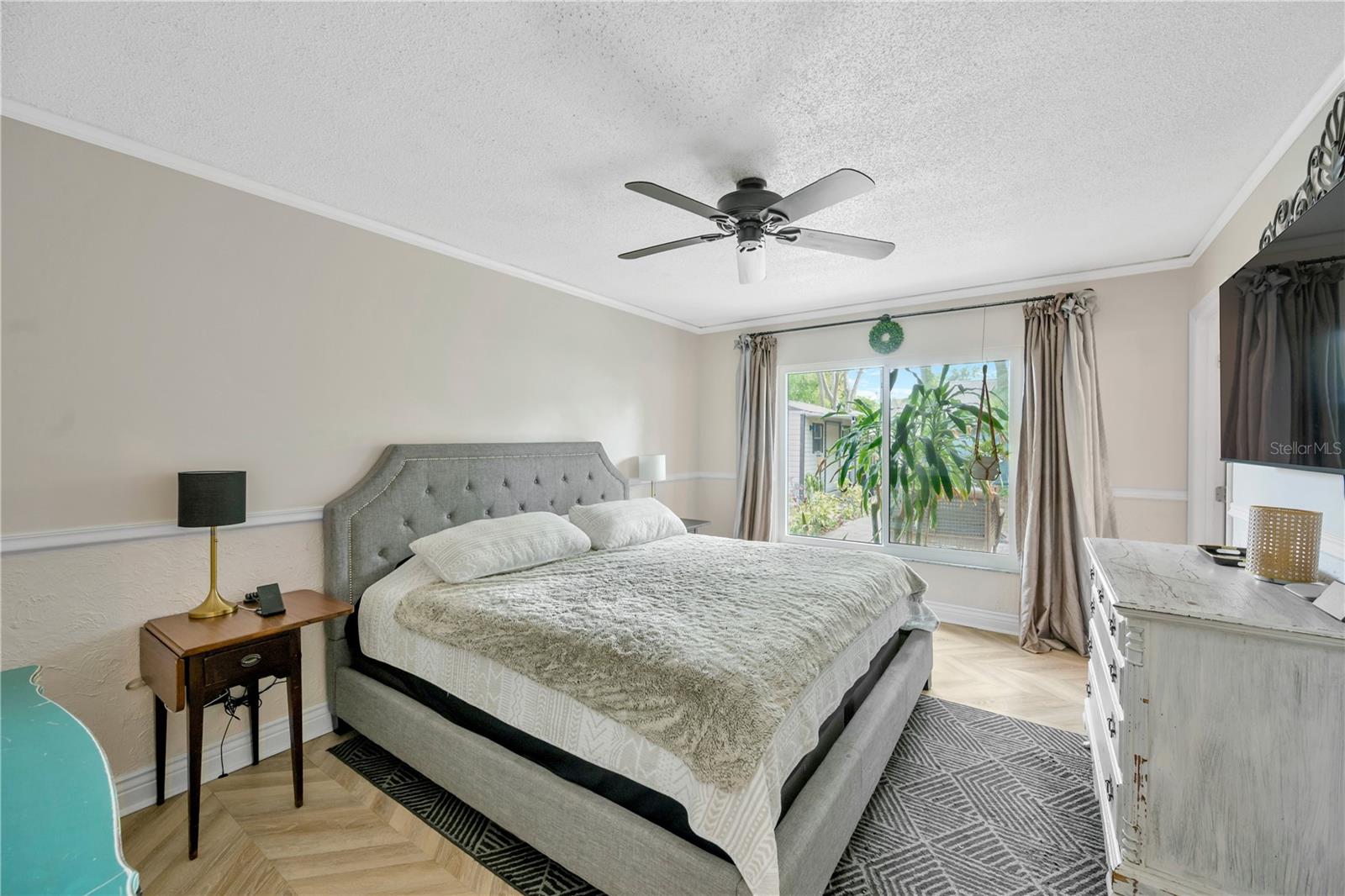 Image 25 of 62 For 13921 Cherry Dale Lane