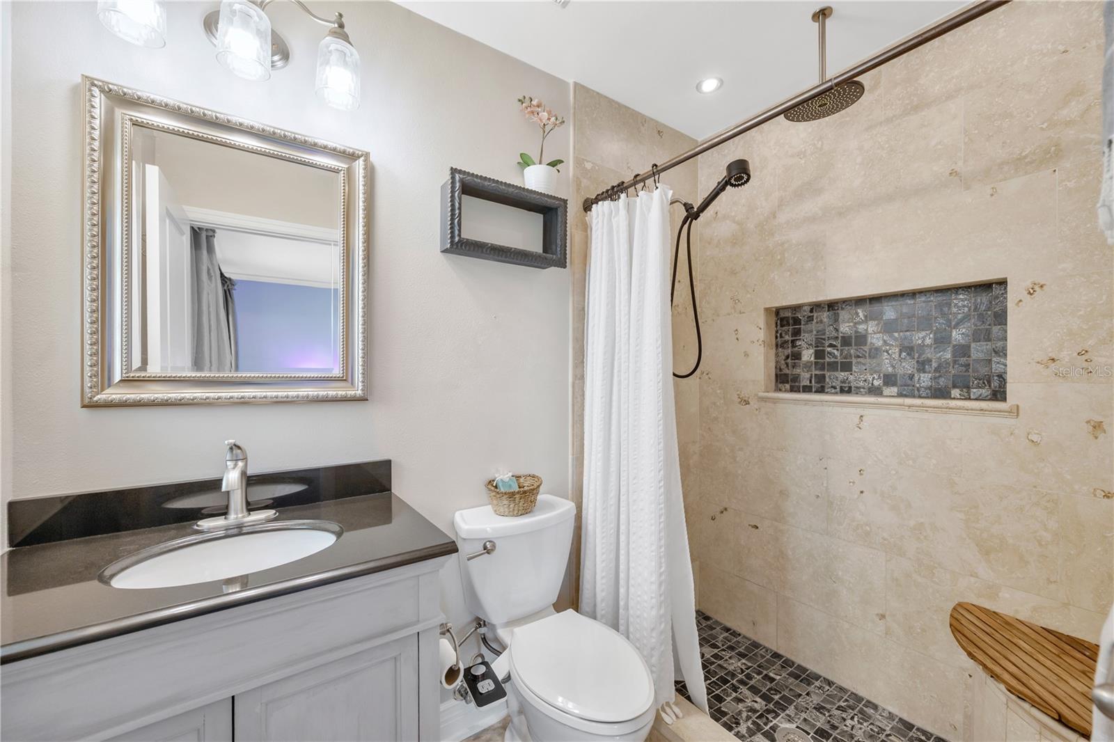 Image 28 of 62 For 13921 Cherry Dale Lane