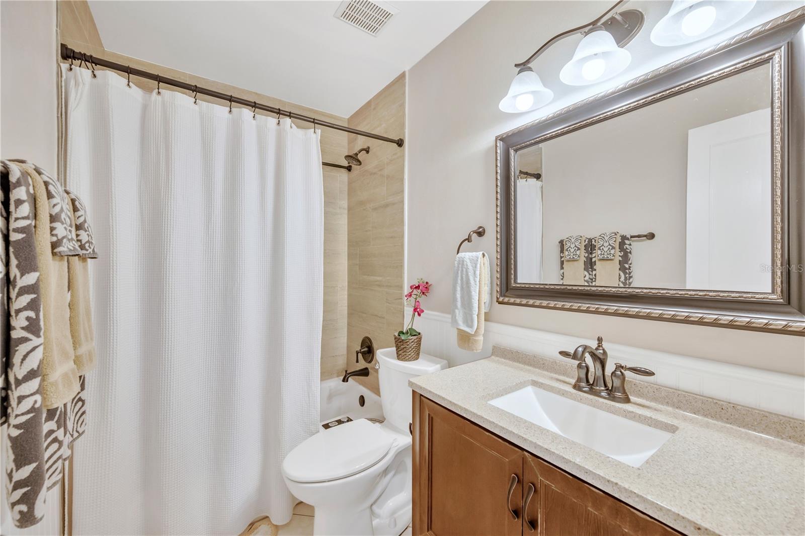 Image 32 of 62 For 13921 Cherry Dale Lane