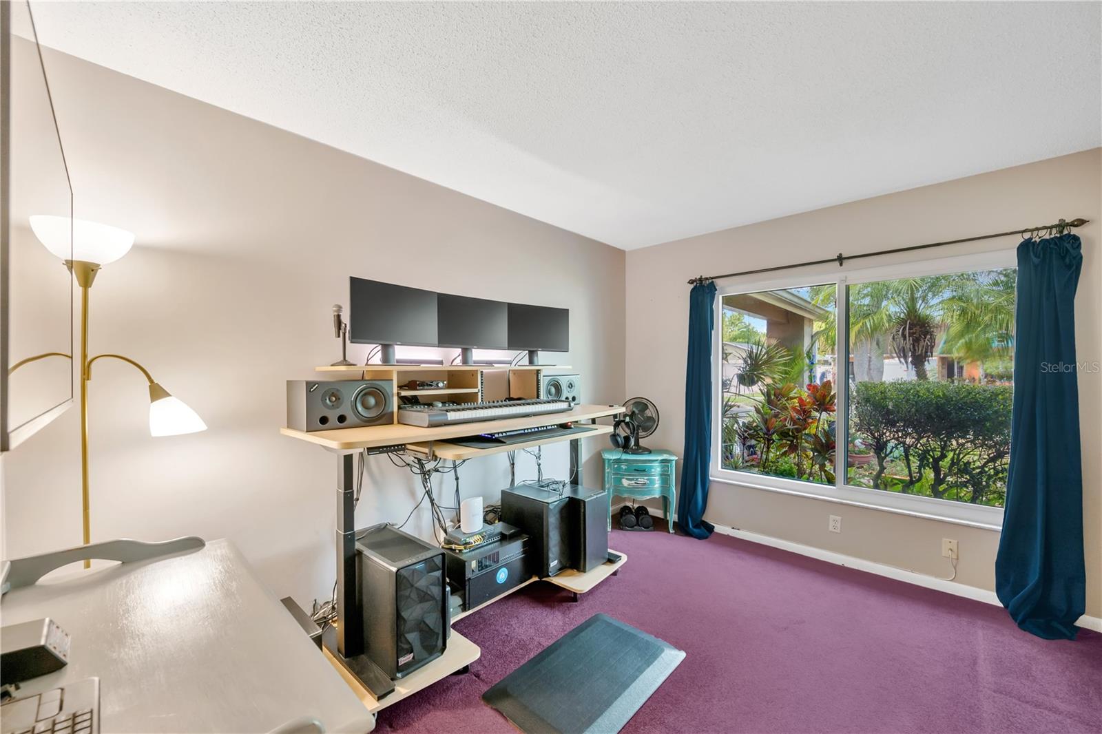 Image 33 of 62 For 13921 Cherry Dale Lane