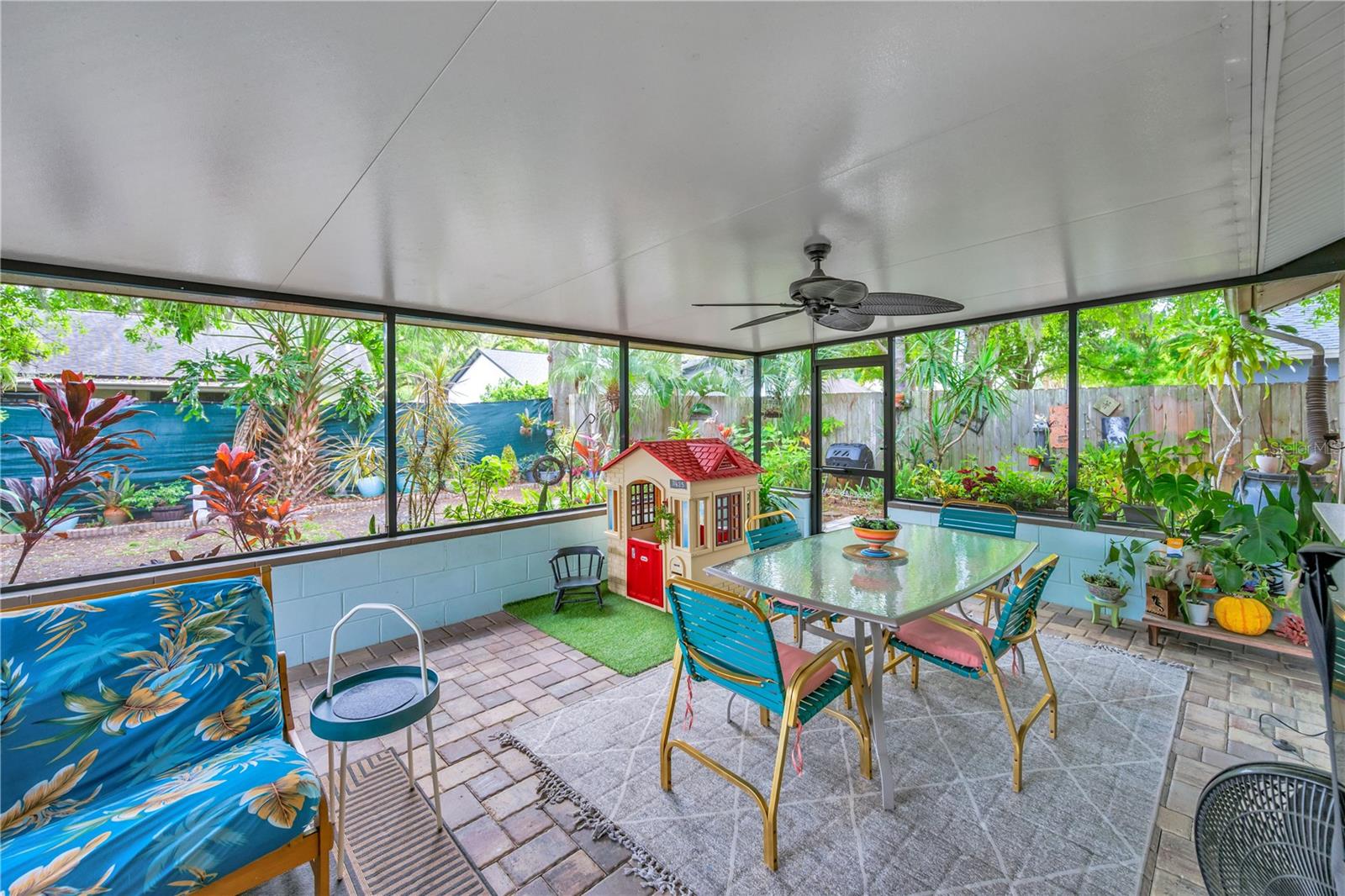 Image 34 of 62 For 13921 Cherry Dale Lane