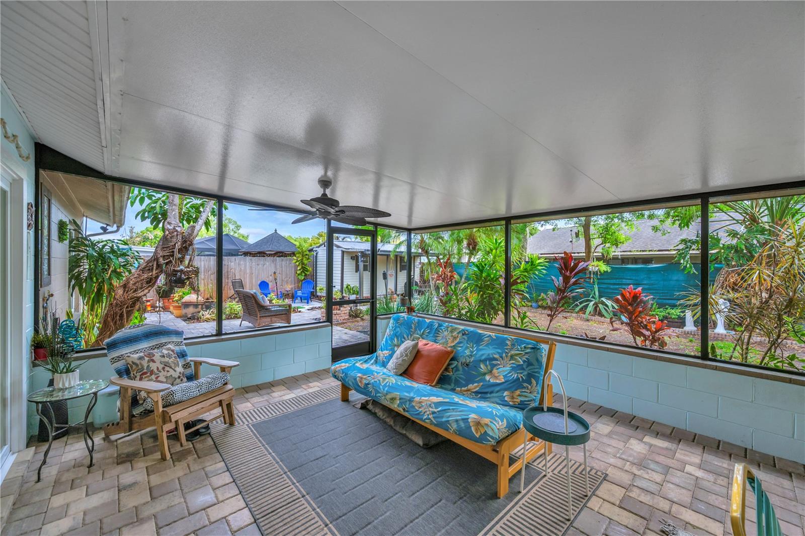 Image 42 of 62 For 13921 Cherry Dale Lane