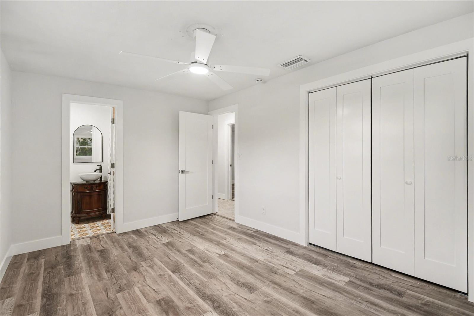 Image 23 of 39 For 468 Grenier Drive