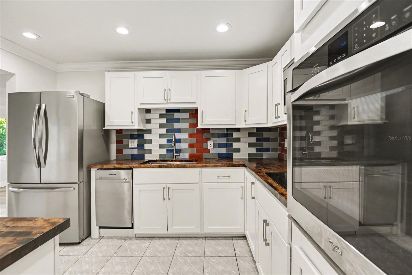 Image 9 of 39 For 468 Grenier Drive