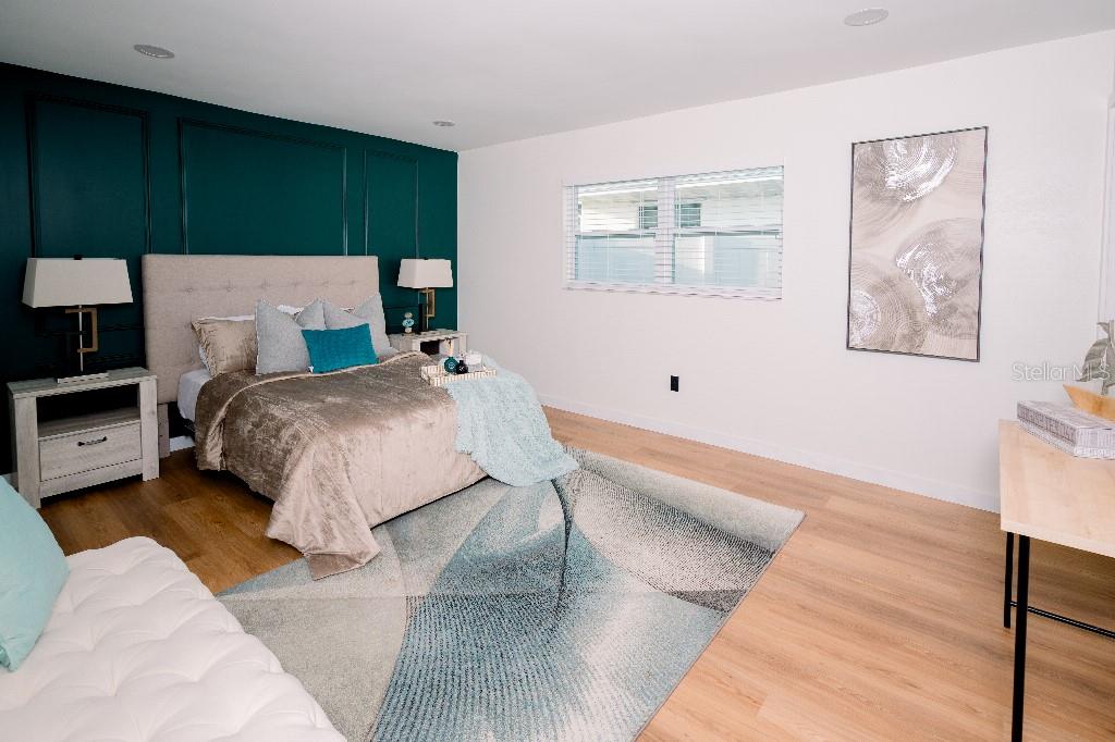 Image 10 of 33 For 219 Corona Avenue