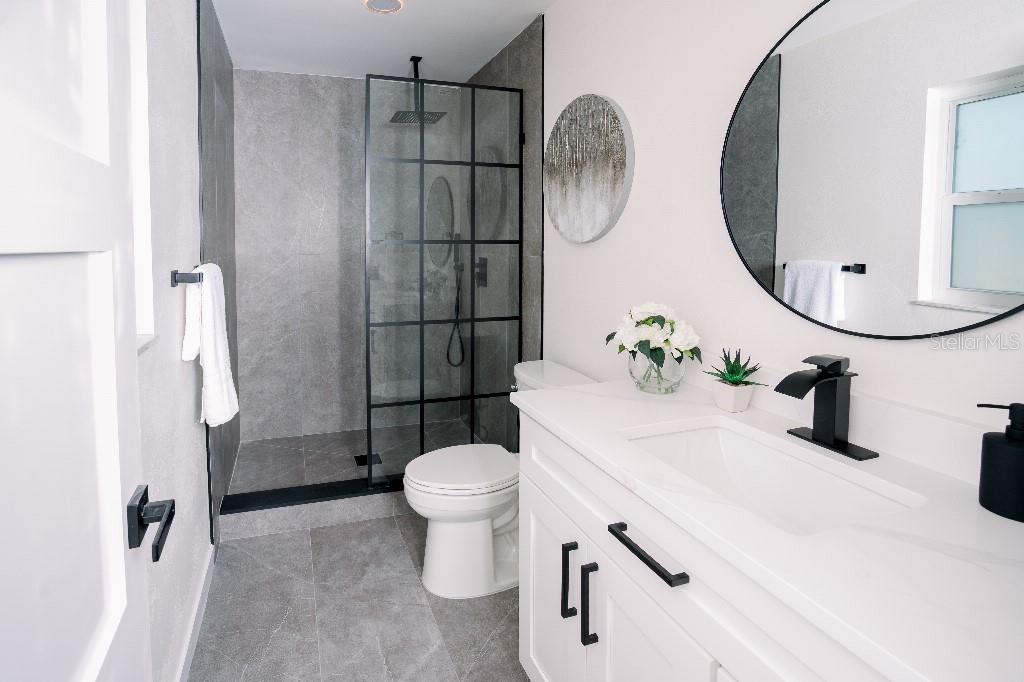 Image 11 of 33 For 219 Corona Avenue