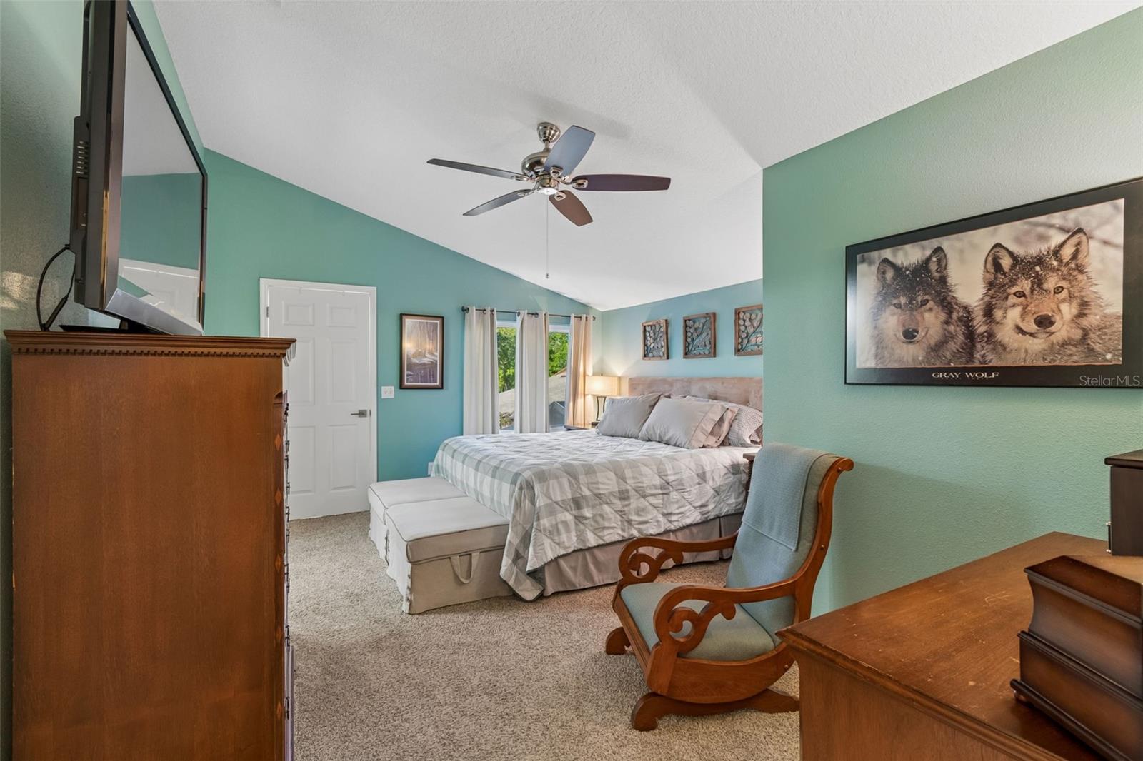 Listing photo id 21 for 5024 Umber Way S