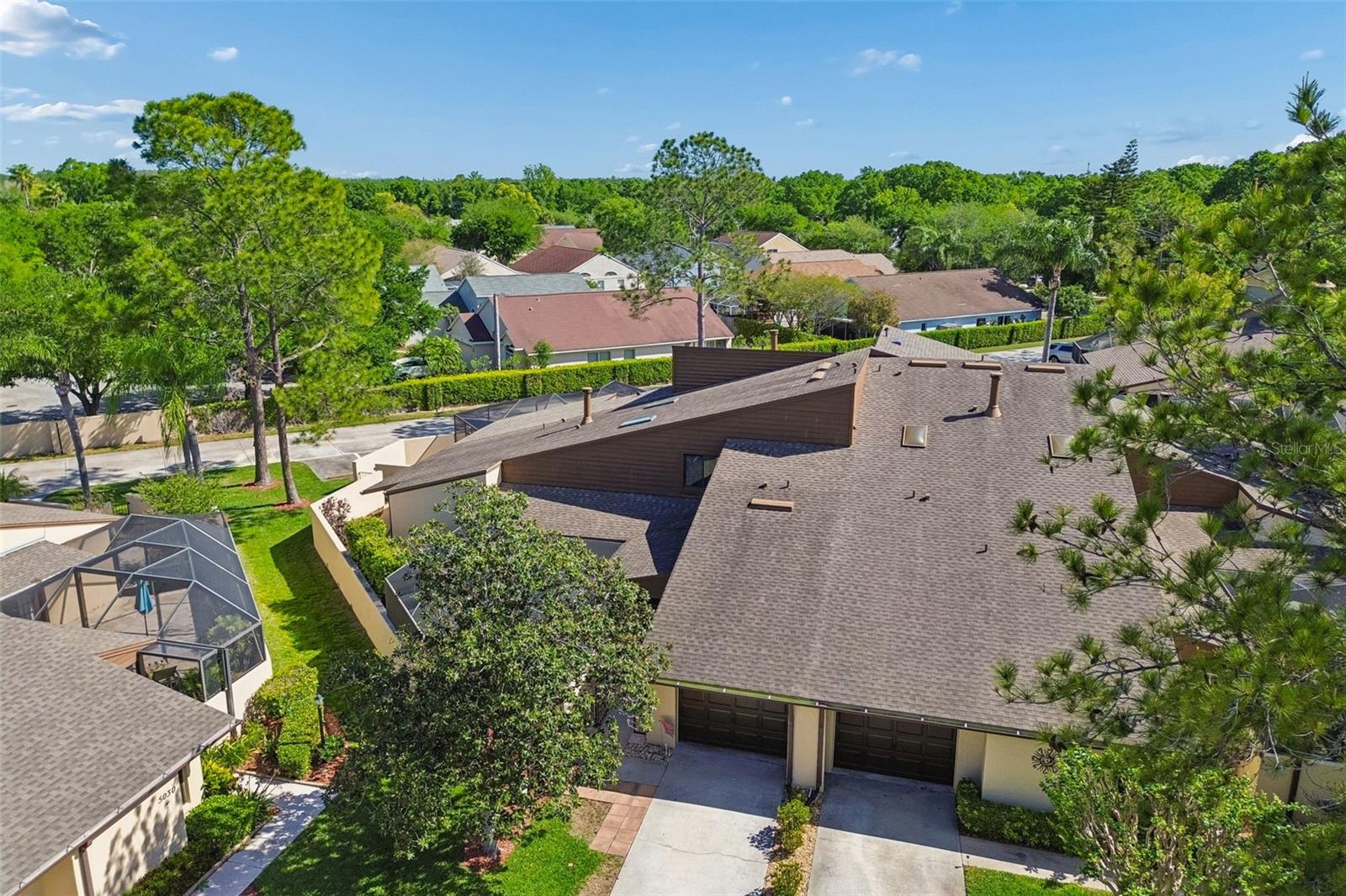 Listing photo id 35 for 5024 Umber Way S