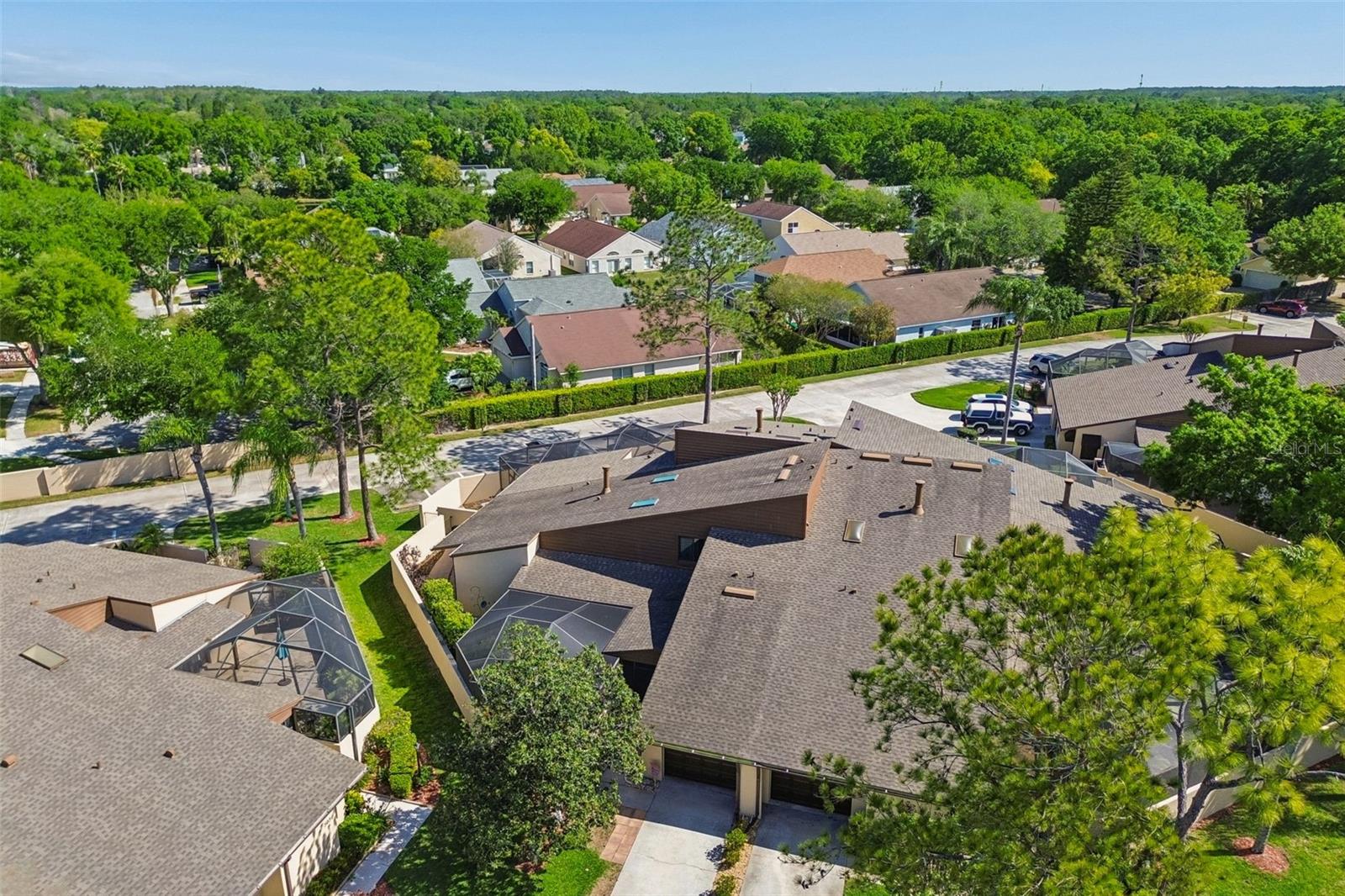 Listing photo id 37 for 5024 Umber Way S