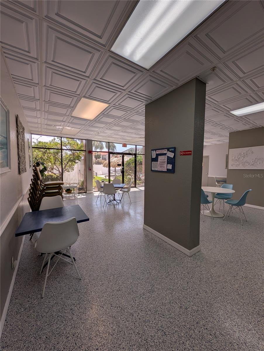 Image 45 of 83 For 255 Dolphin Point 505