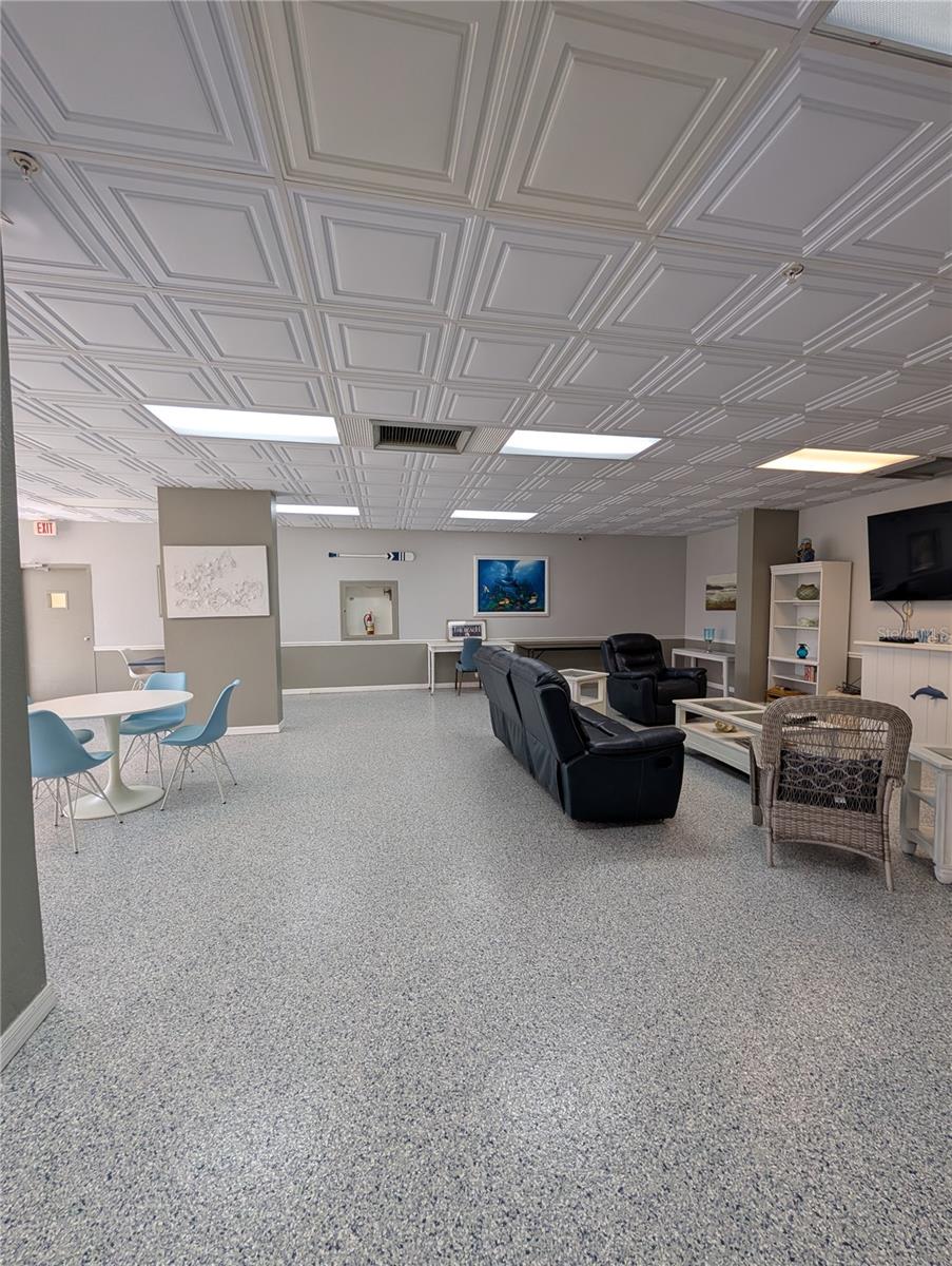 Image 46 of 83 For 255 Dolphin Point 505