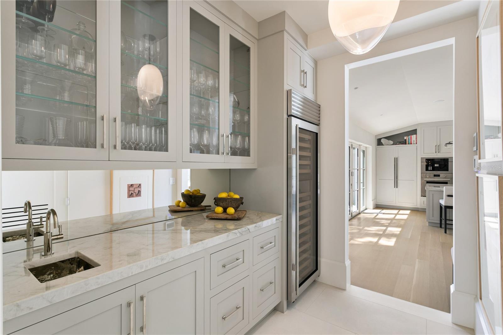 Listing photo id 21 for 416 Brightwaters Boulevard Ne