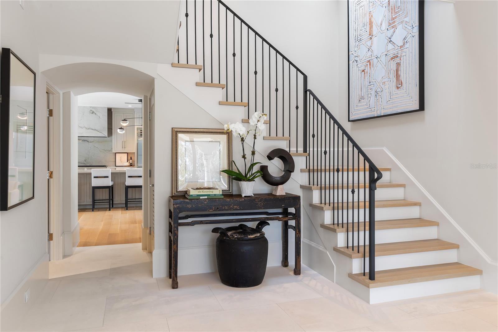 Listing photo id 23 for 416 Brightwaters Boulevard Ne