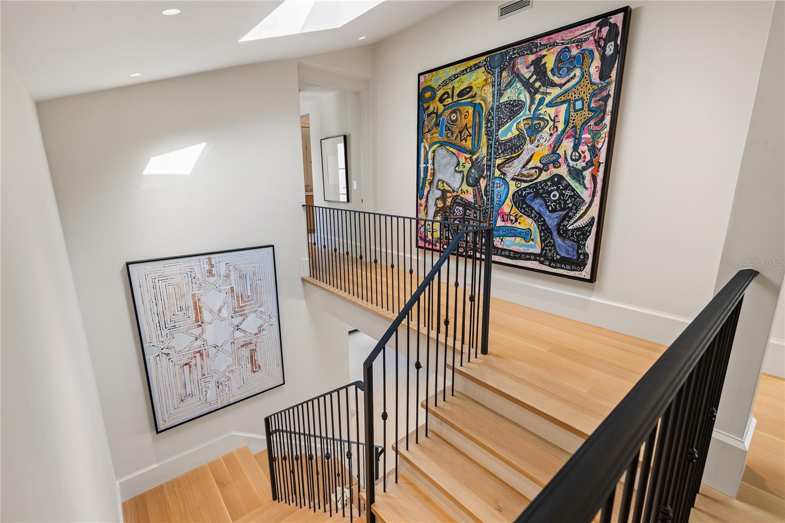 Listing photo id 24 for 416 Brightwaters Boulevard Ne