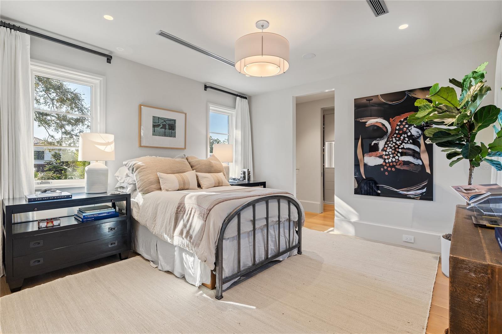 Listing photo id 31 for 416 Brightwaters Boulevard Ne