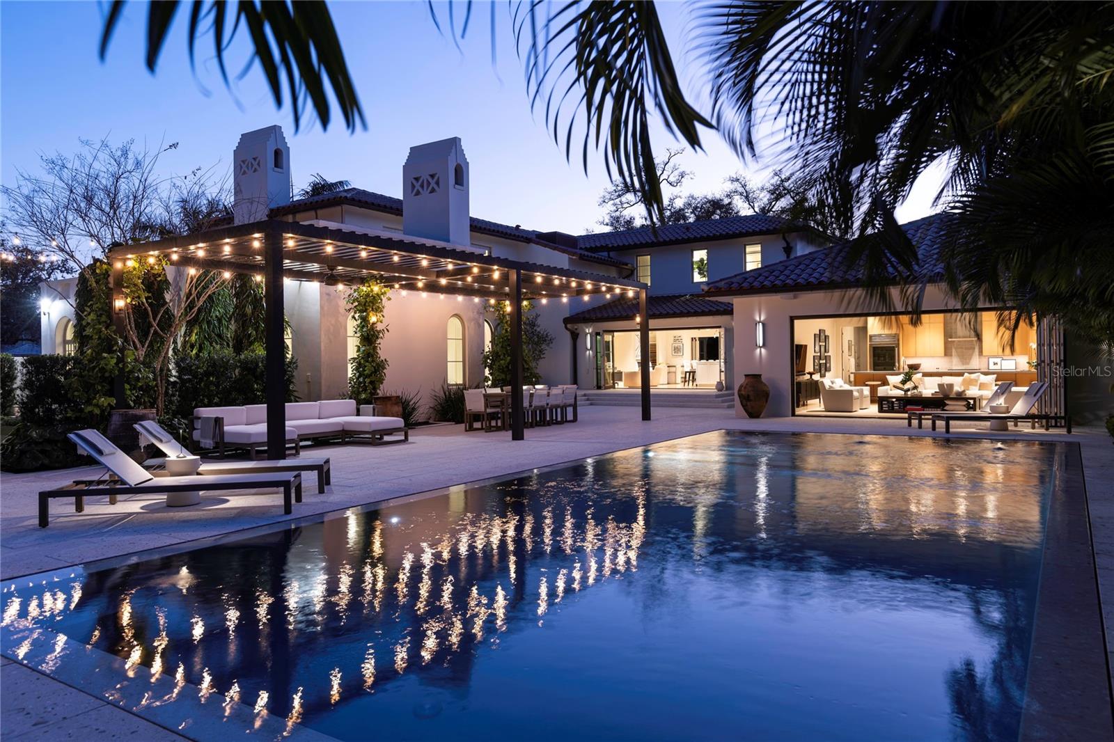 Listing photo id 48 for 416 Brightwaters Boulevard Ne