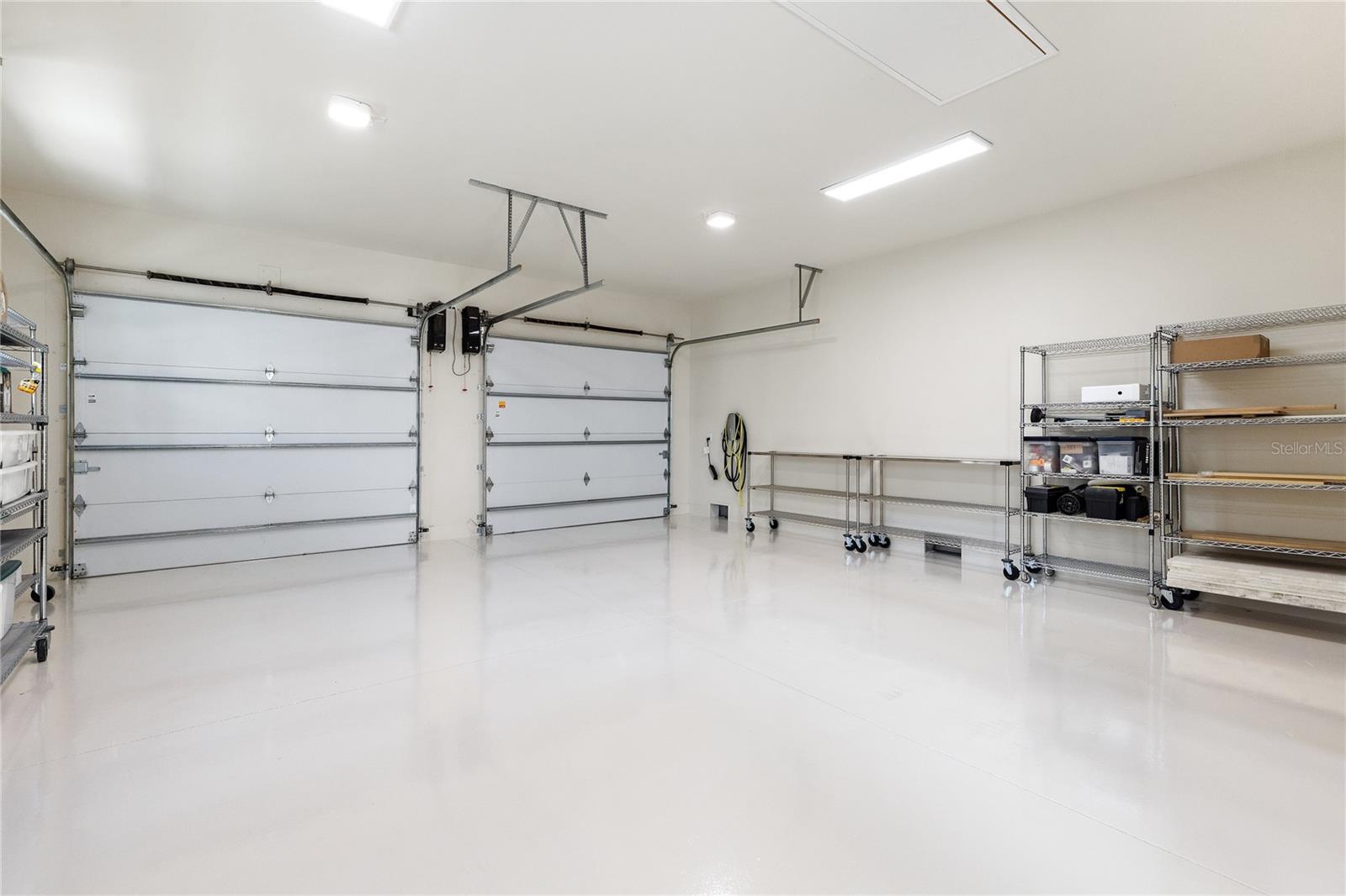 Listing photo id 63 for 416 Brightwaters Boulevard Ne