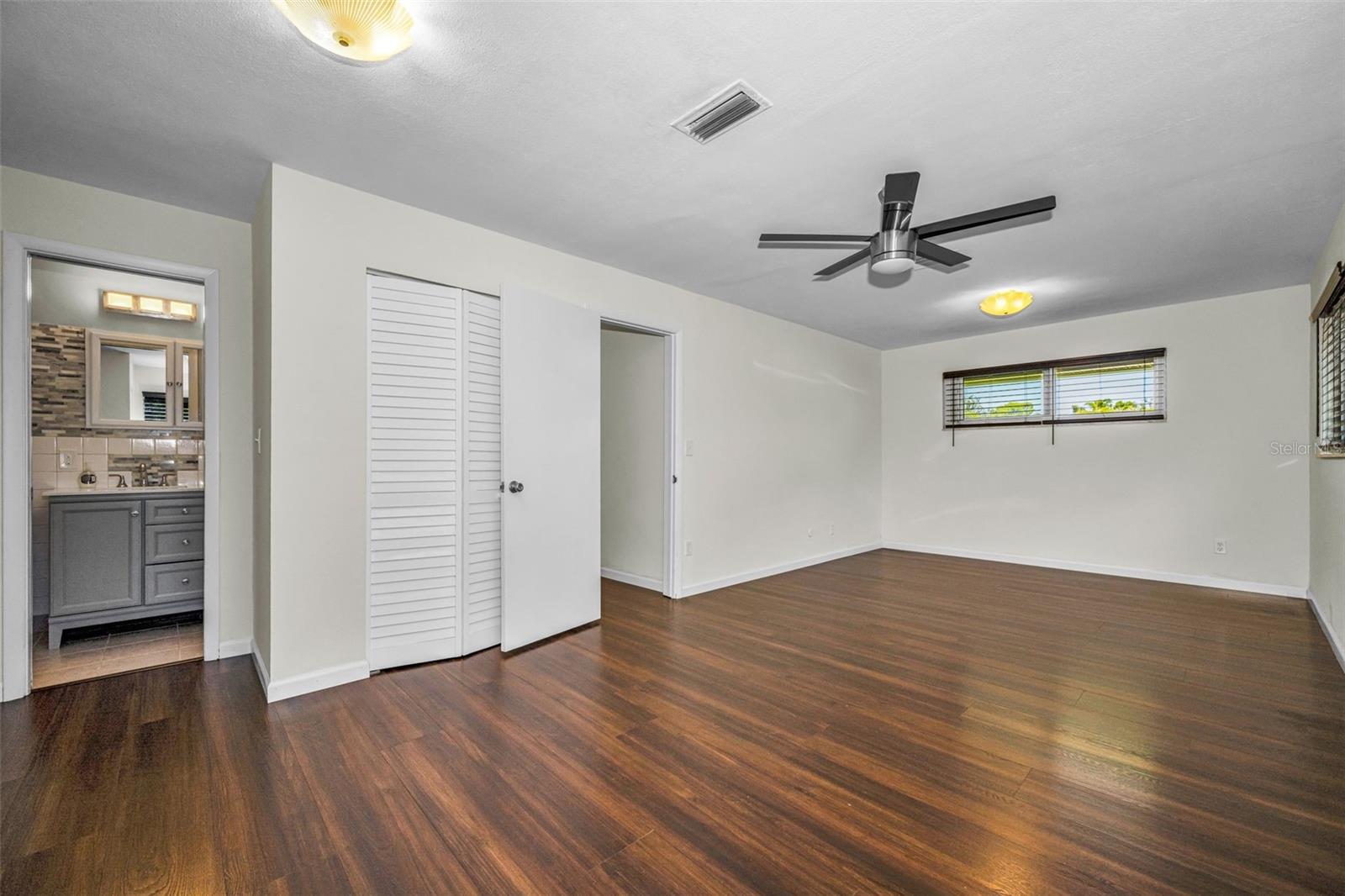 Image 18 of 28 For 11490 84th Avenue