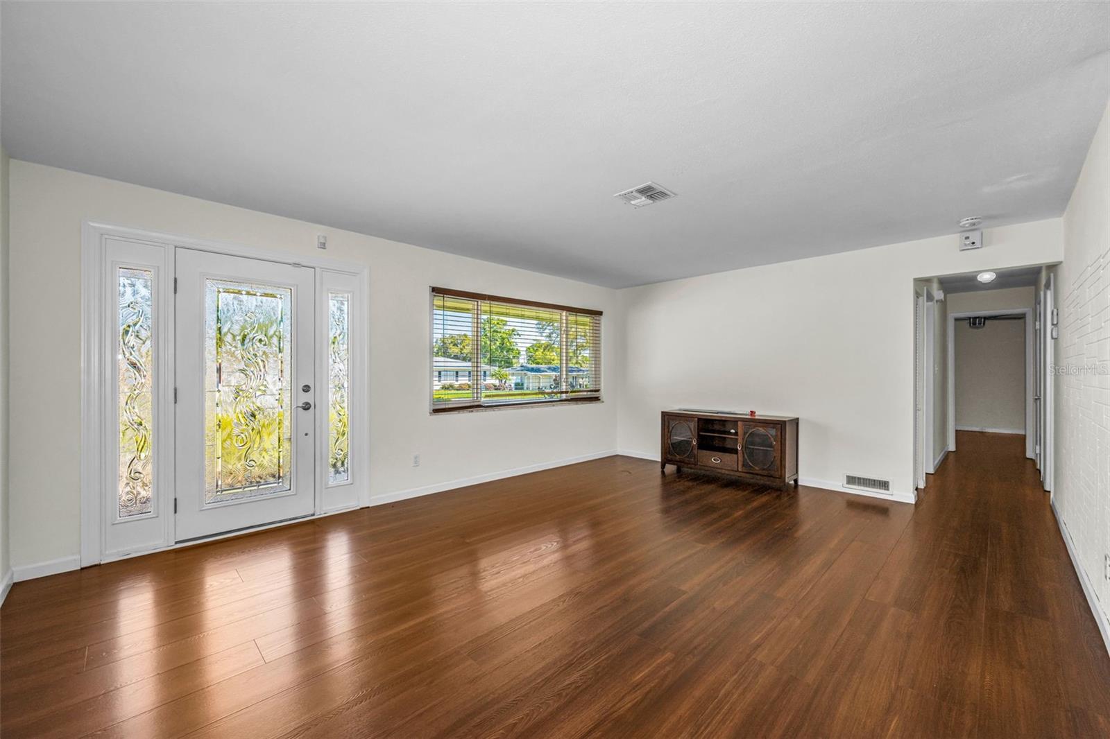 Image 6 of 28 For 11490 84th Avenue