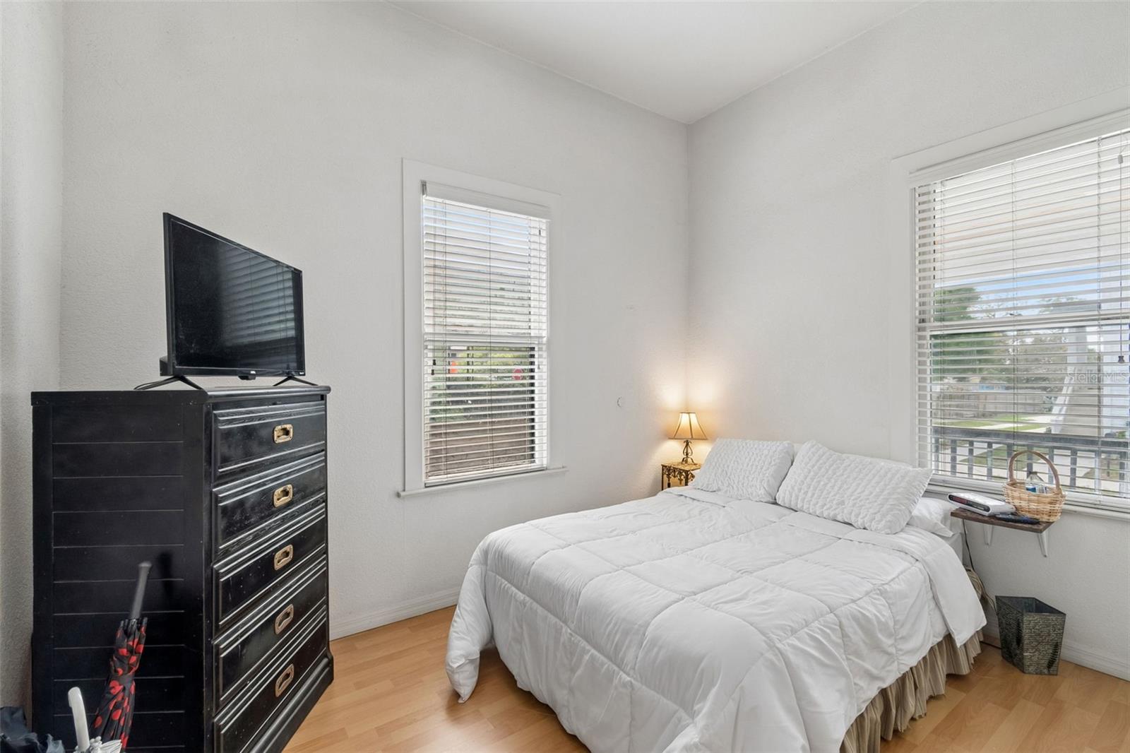 Image 14 of 60 For 1314 15th Avenue