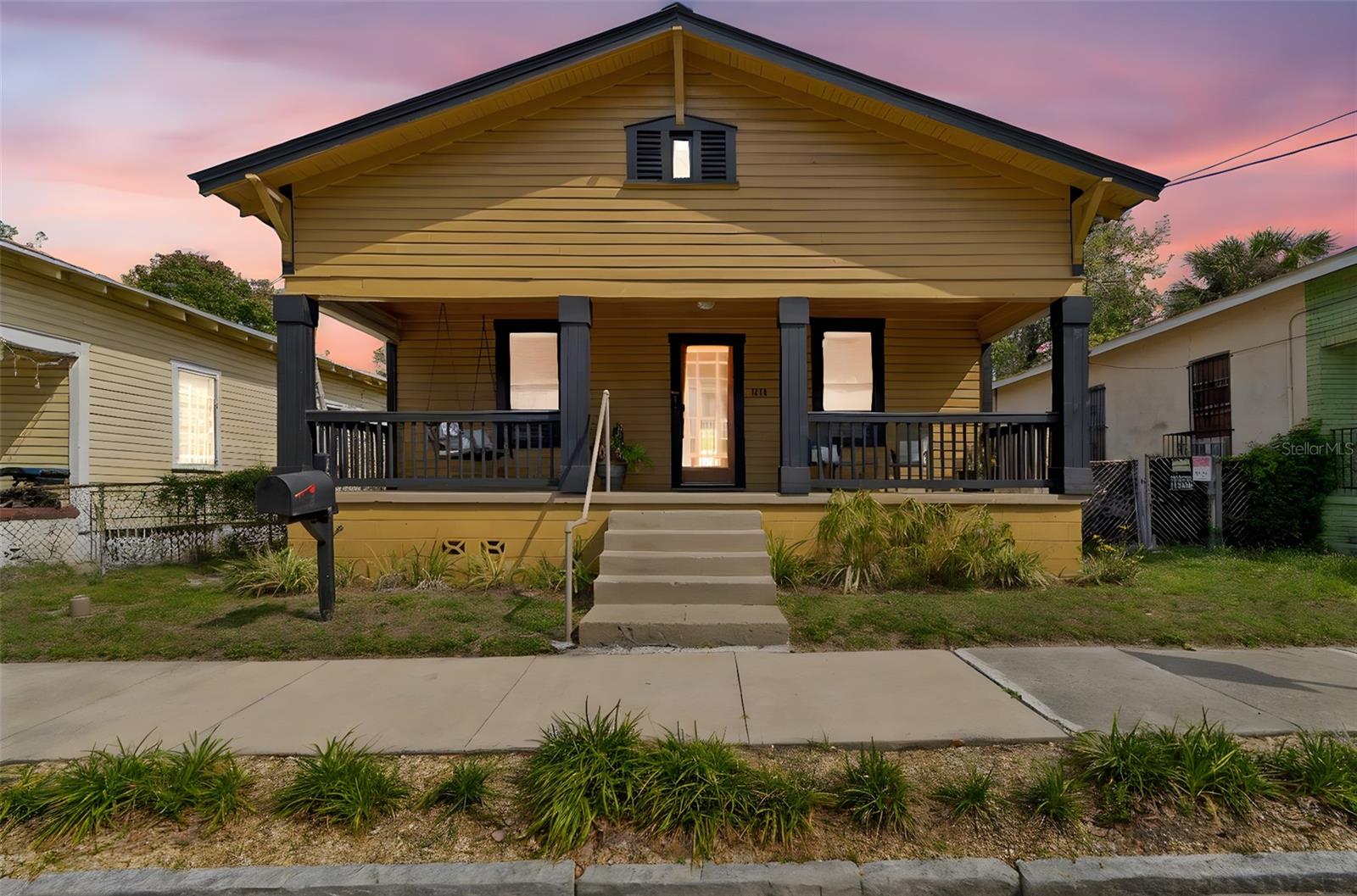 Image 2 of 60 For 1314 15th Avenue