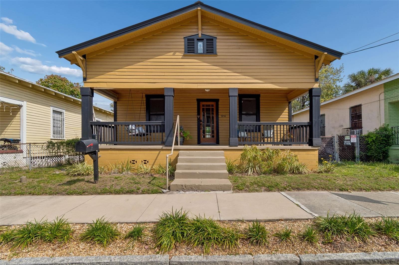 Image 3 of 60 For 1314 15th Avenue