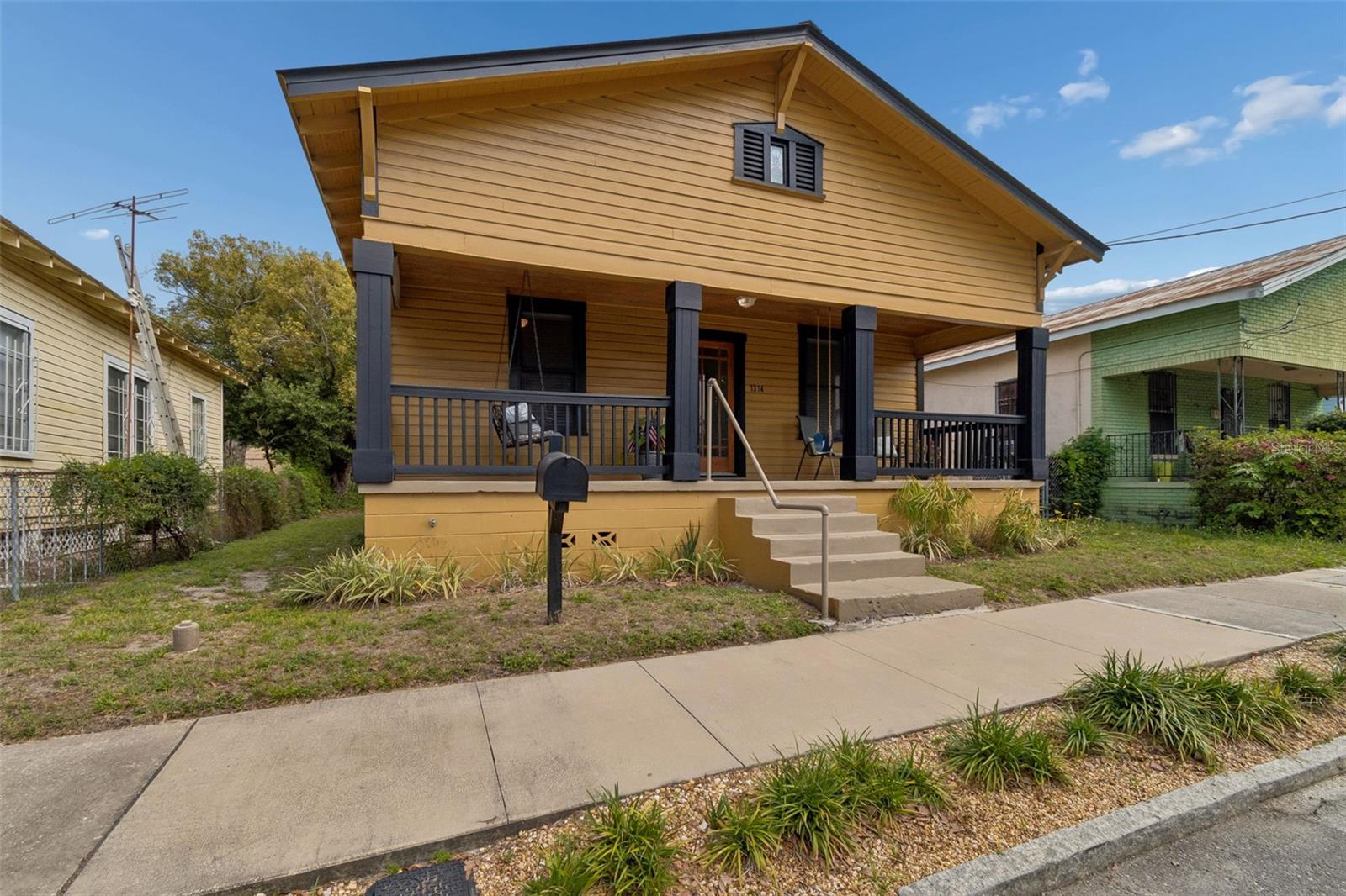 Image 5 of 60 For 1314 15th Avenue