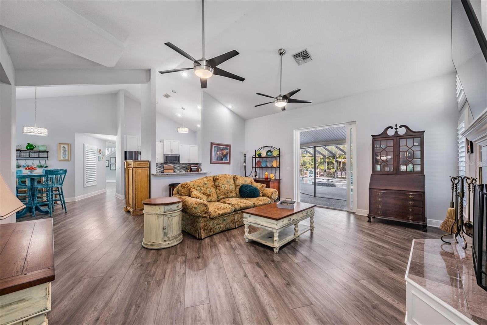 Image 12 of 54 For 3223 Harvest Moon Drive