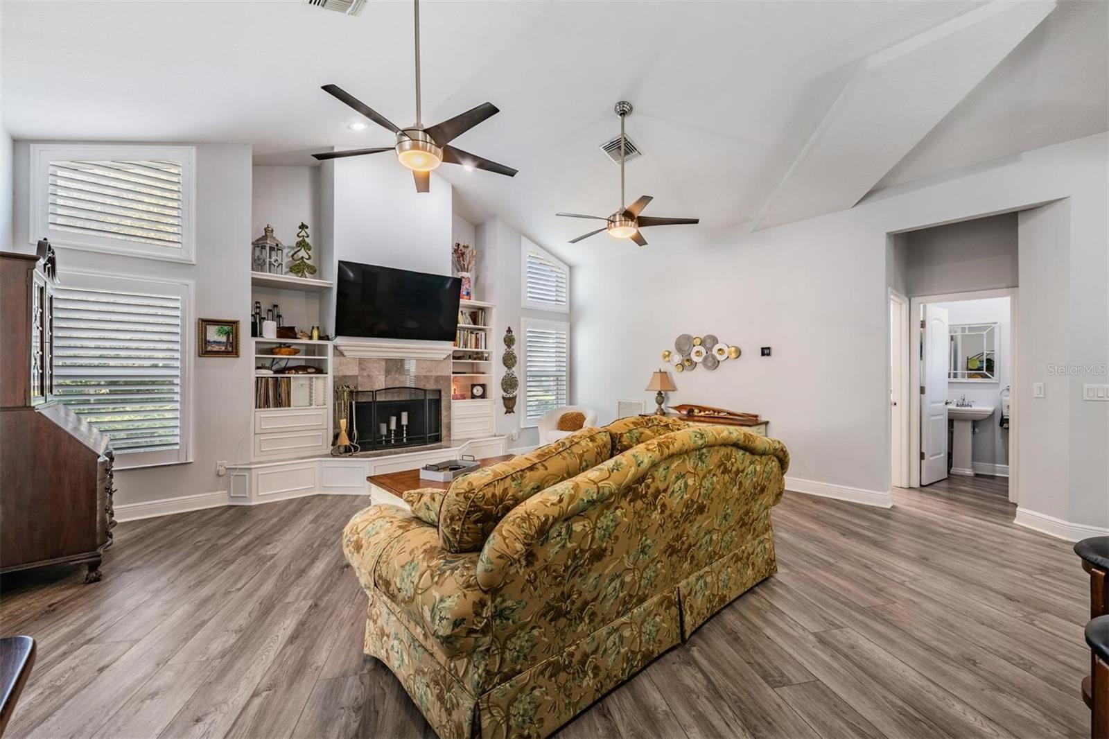 Image 13 of 54 For 3223 Harvest Moon Drive