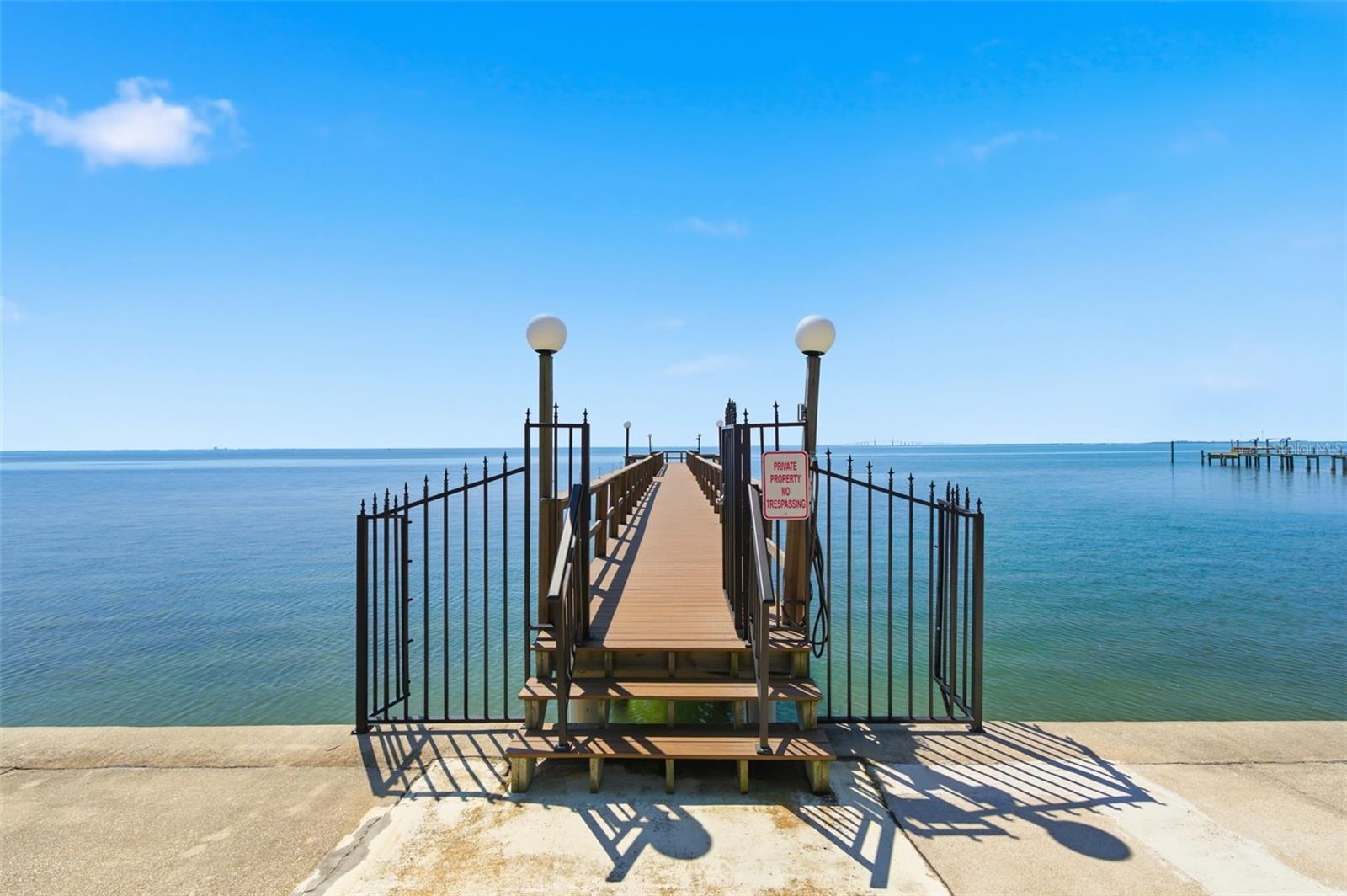 Image 20 of 44 For 650 Pinellas Point Drive S 230