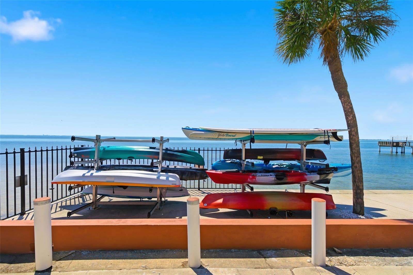 Image 21 of 44 For 650 Pinellas Point Drive S 230