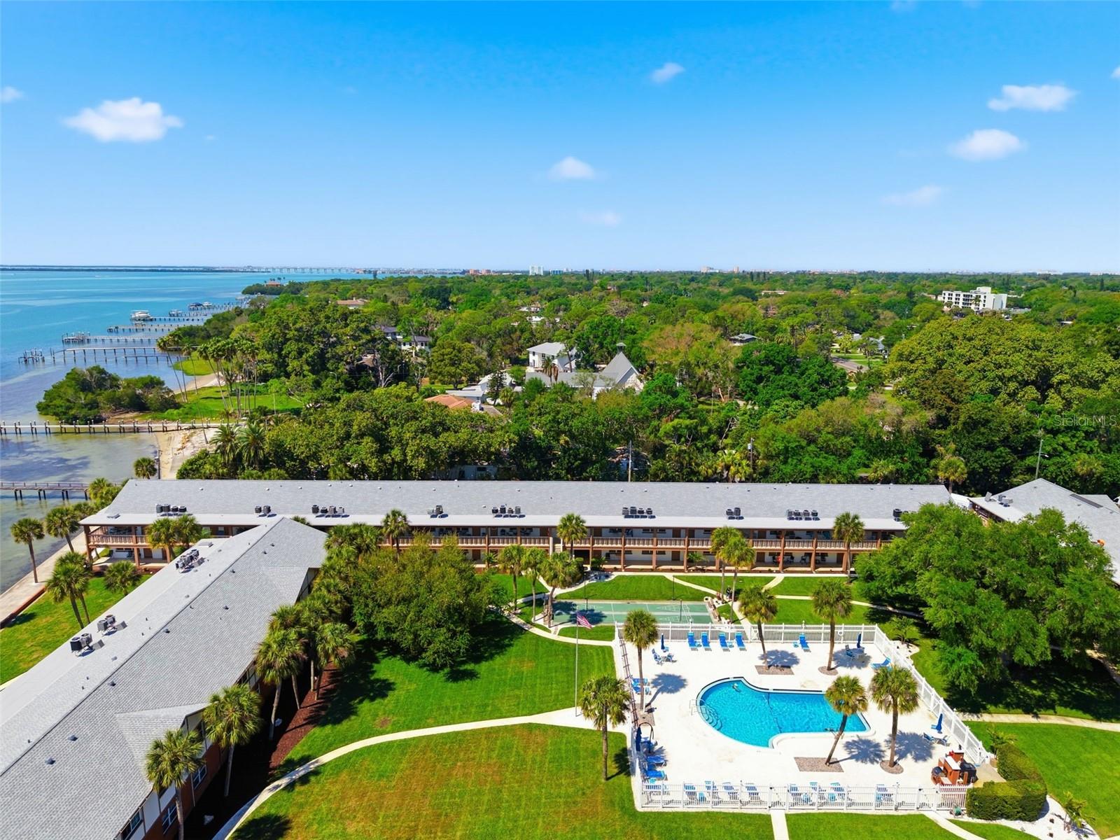 Image 27 of 44 For 650 Pinellas Point Drive S 230