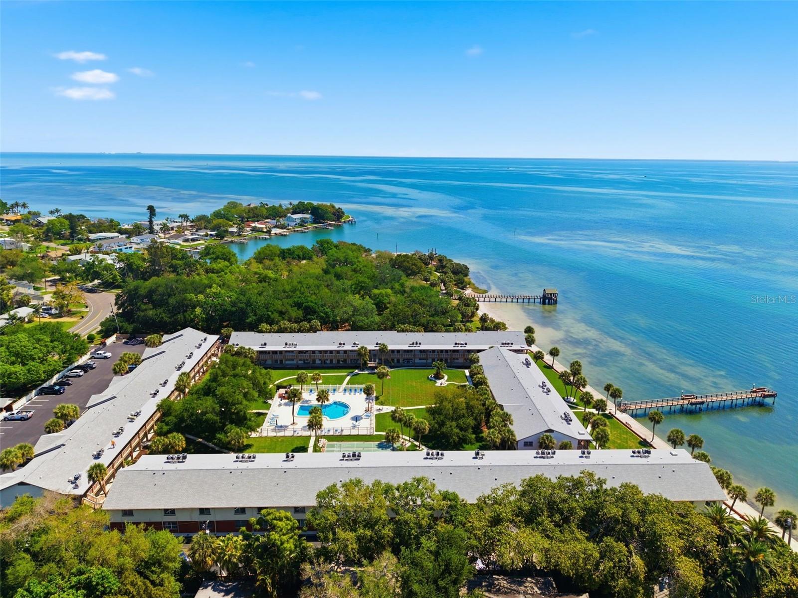 Image 37 of 44 For 650 Pinellas Point Drive S 230