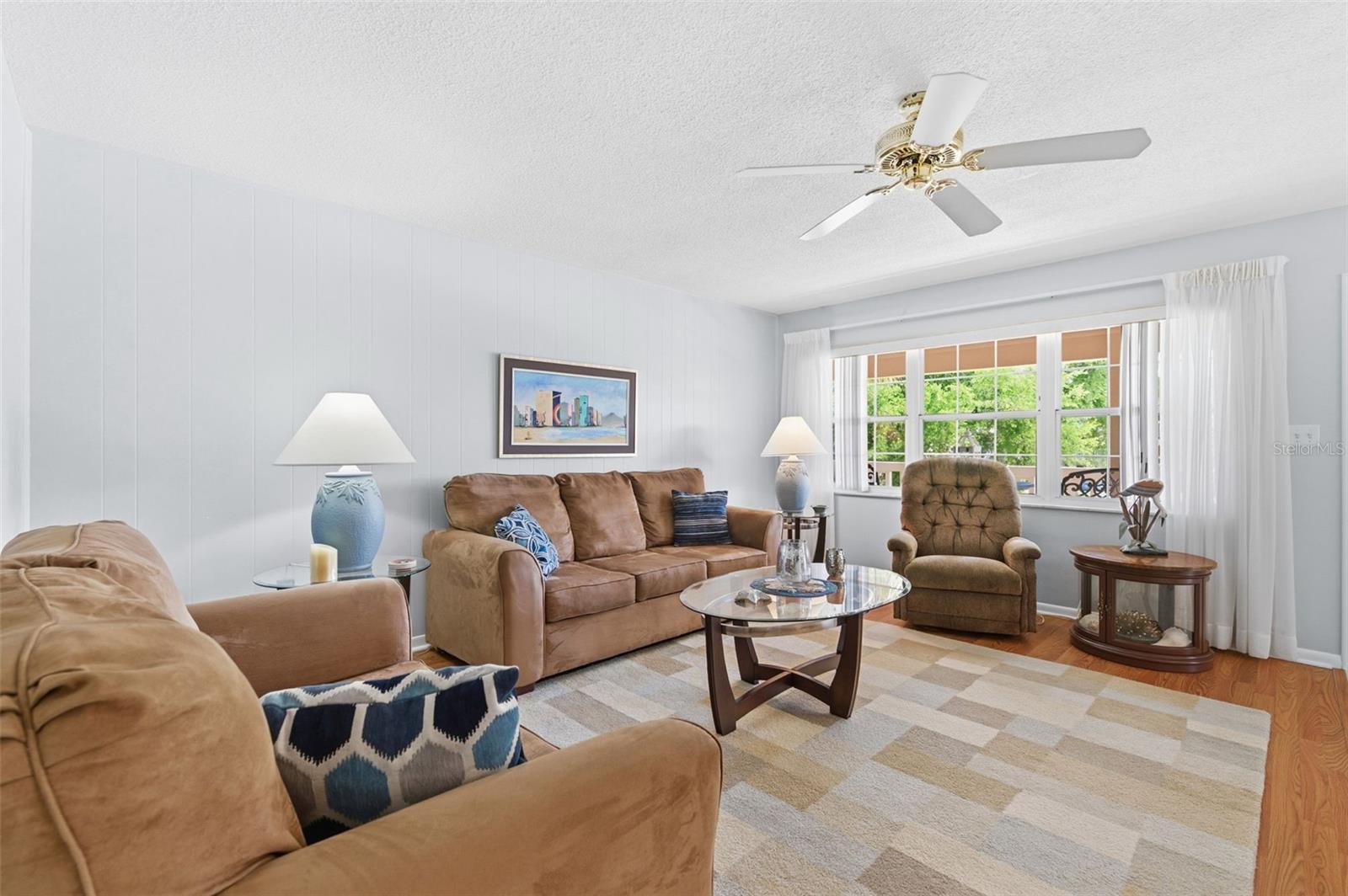 Image 4 of 44 For 650 Pinellas Point Drive S 230